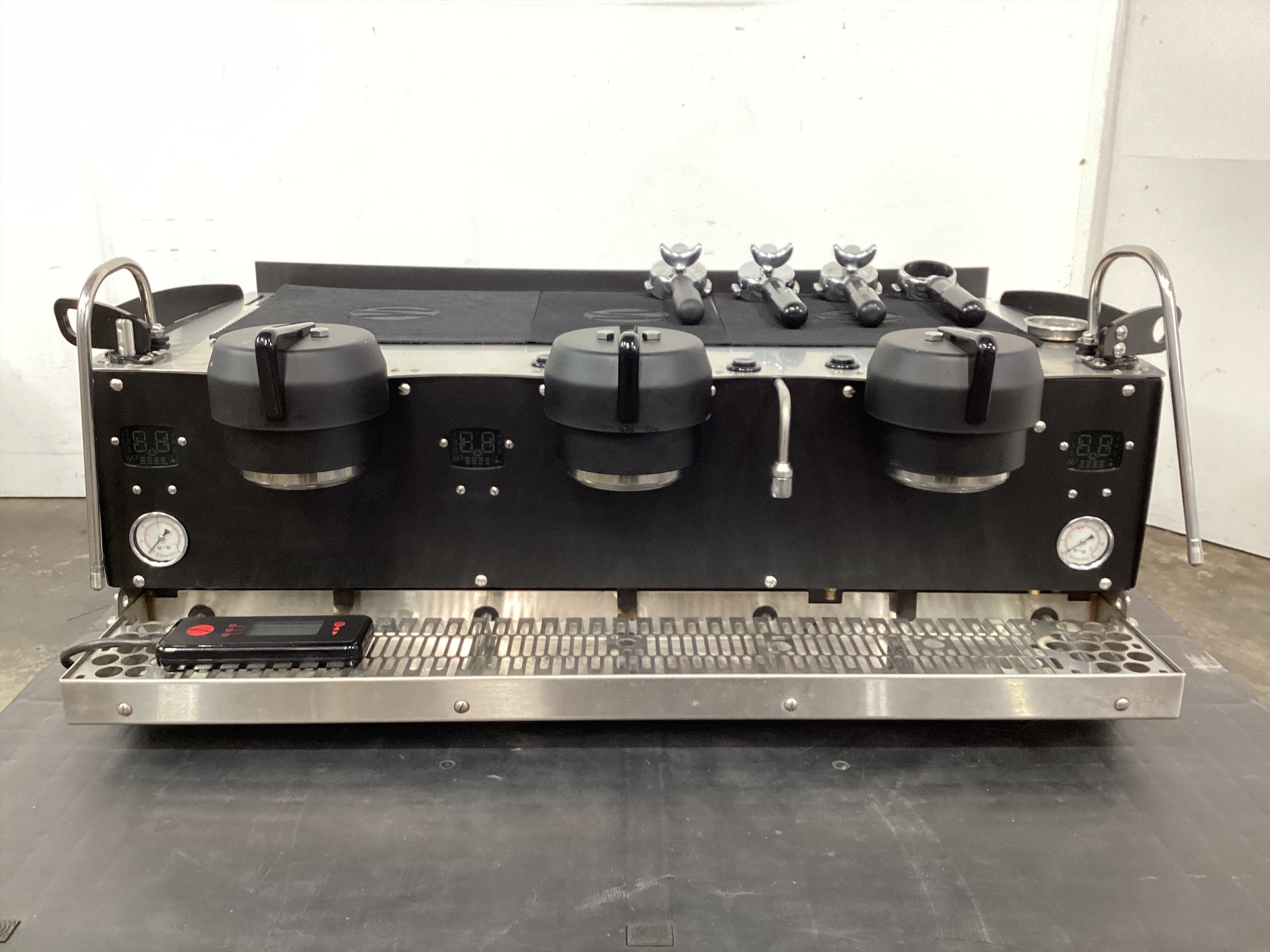 Synesso S300 3 Group Coffee Machine - 846062