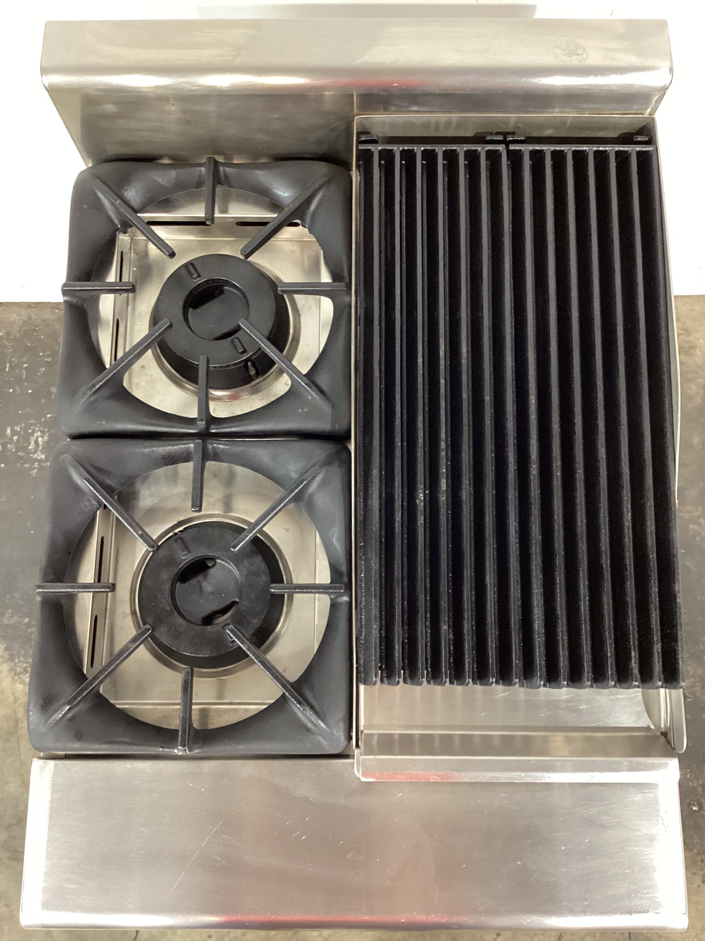 B&S BT-SB2-CBR3 2 Burner Cooktop + Char Grill - 846794