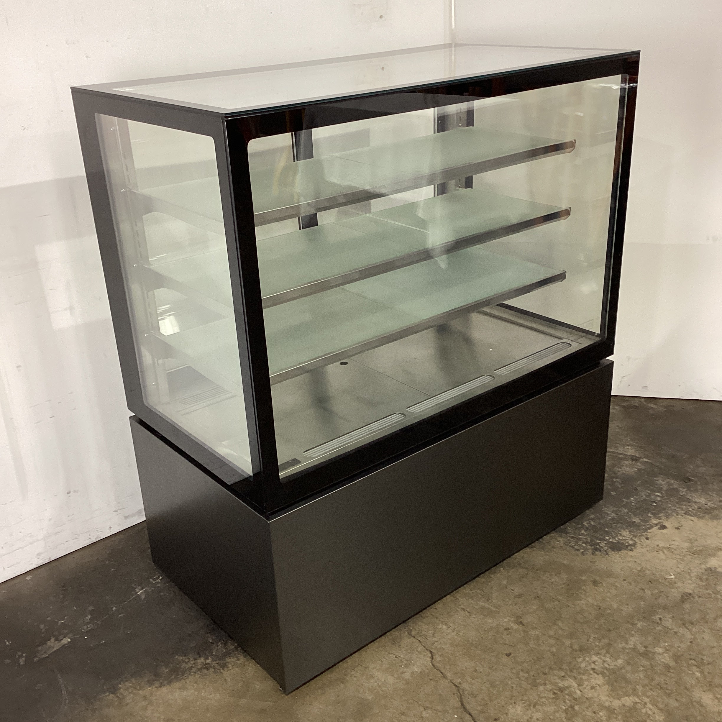 Anvil NDSV4740 Refrigerated Display - 846868