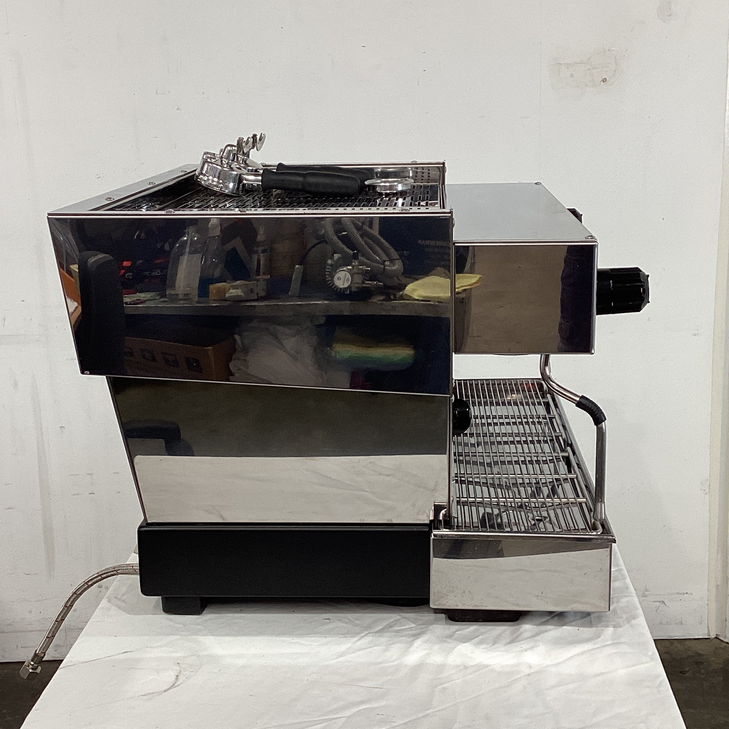 La Marzocco Linea 2AV 2 Group Coffee Machine - 847331