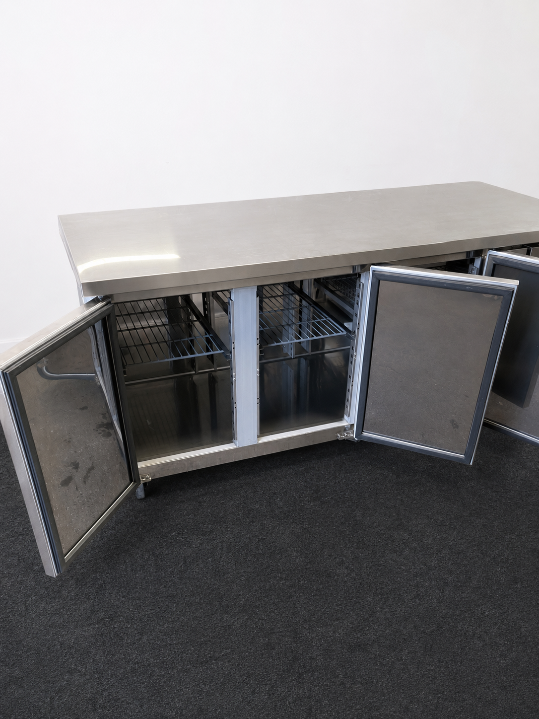 Polar G597-A Undercounter Fridge - 848346