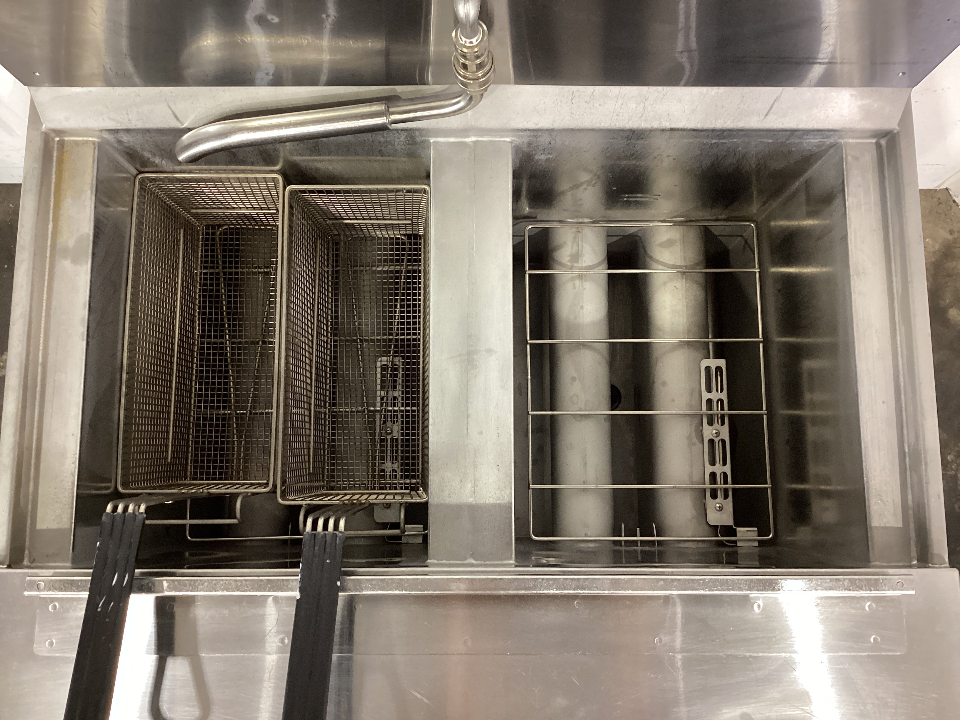 Henny Penny OFG-322 Fryer - 849460