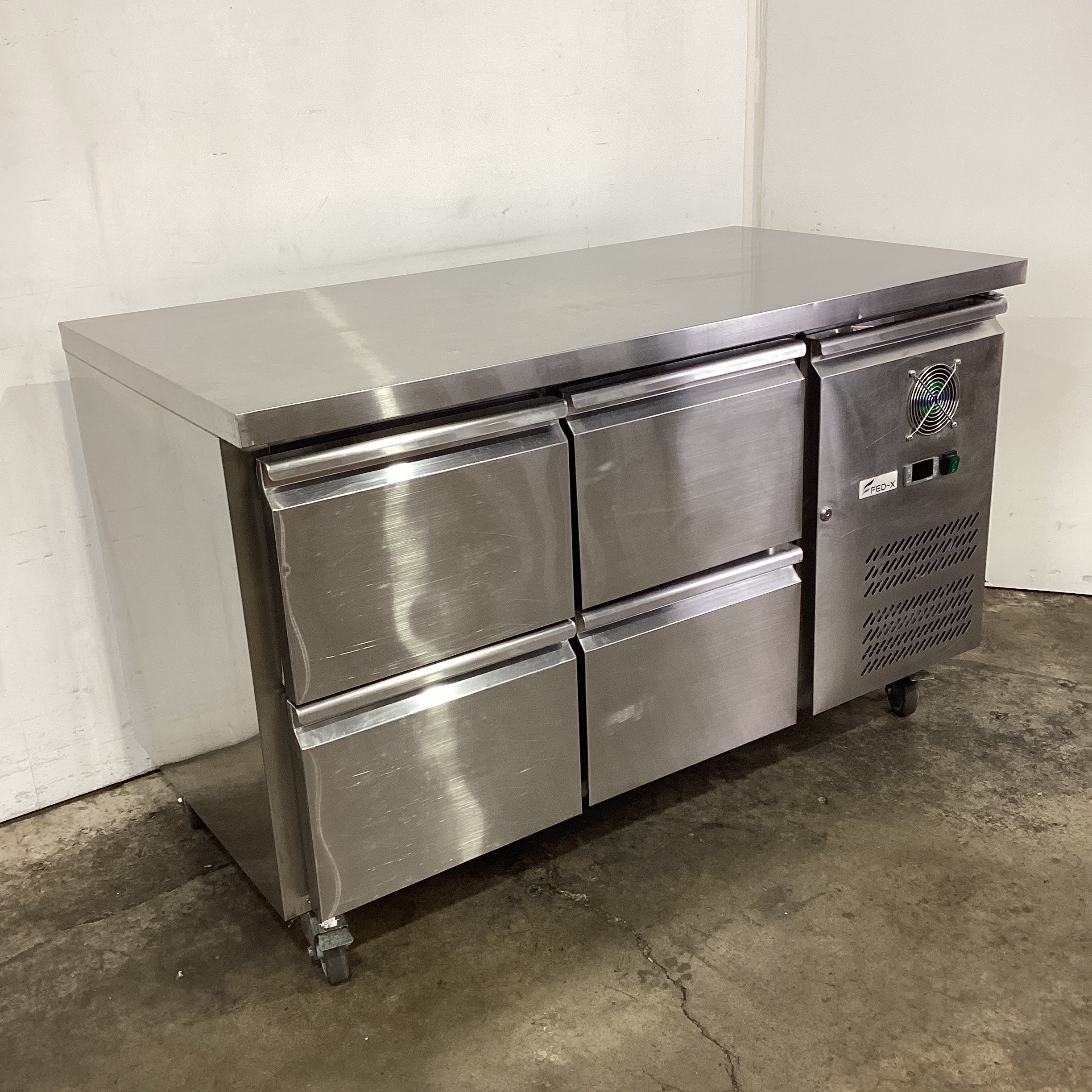 FED-X XUB7C13S2V Undercounter Fridge - 850123