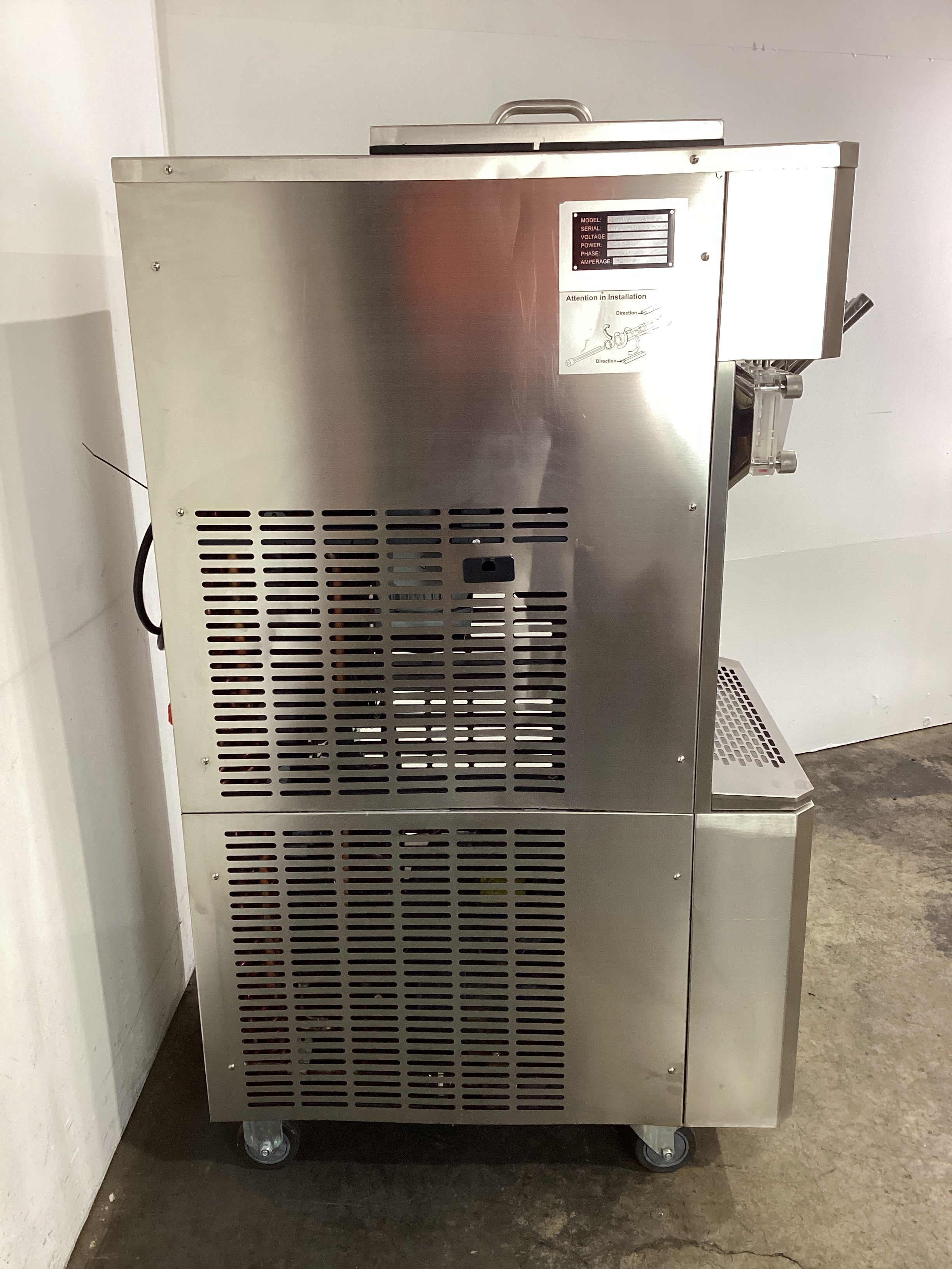 Brullen Beast Soft Serve Ice Cream Machine - 850336