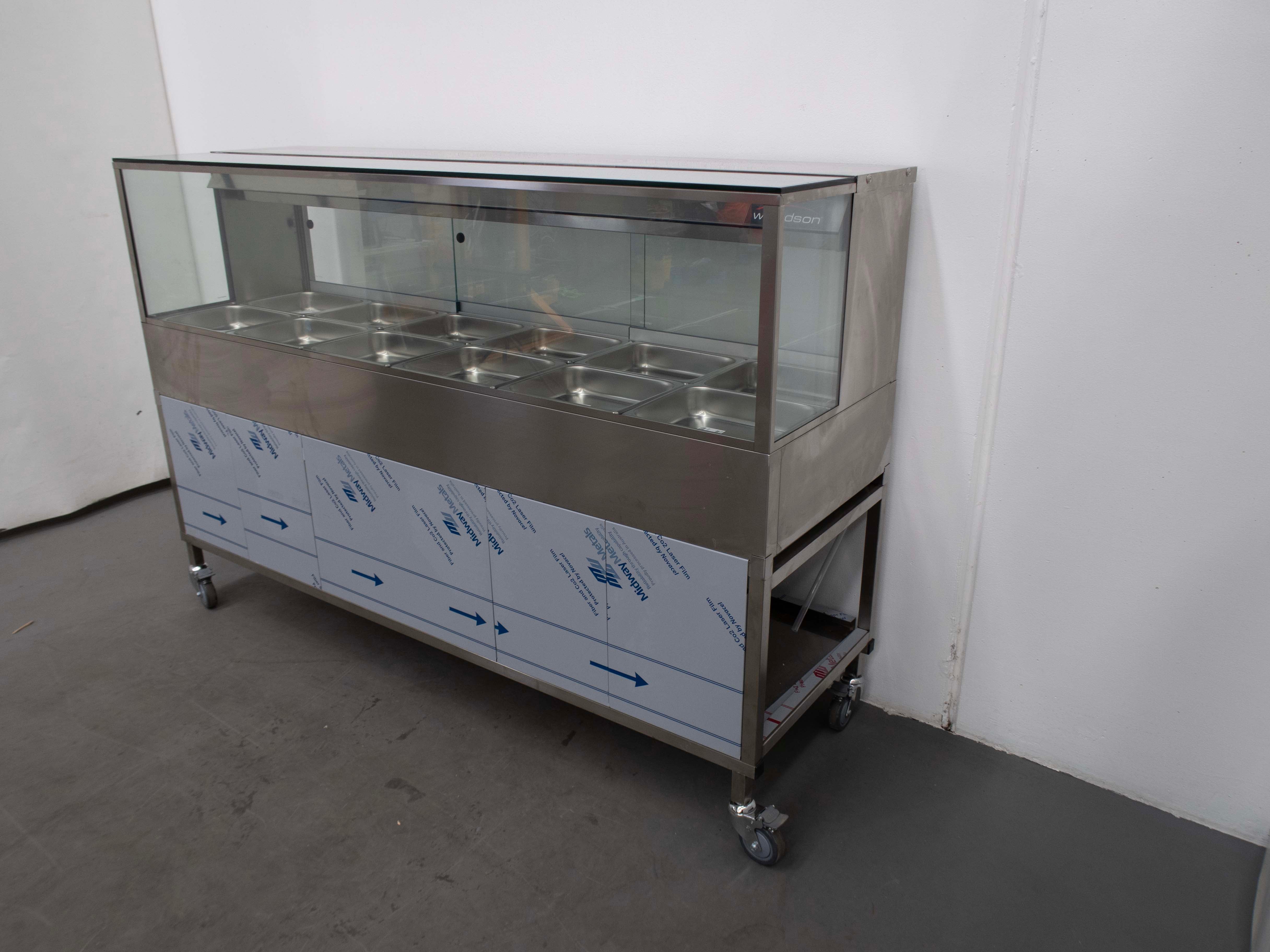 Woodson WR.CFSQ.26 Cold Food Display - 851132