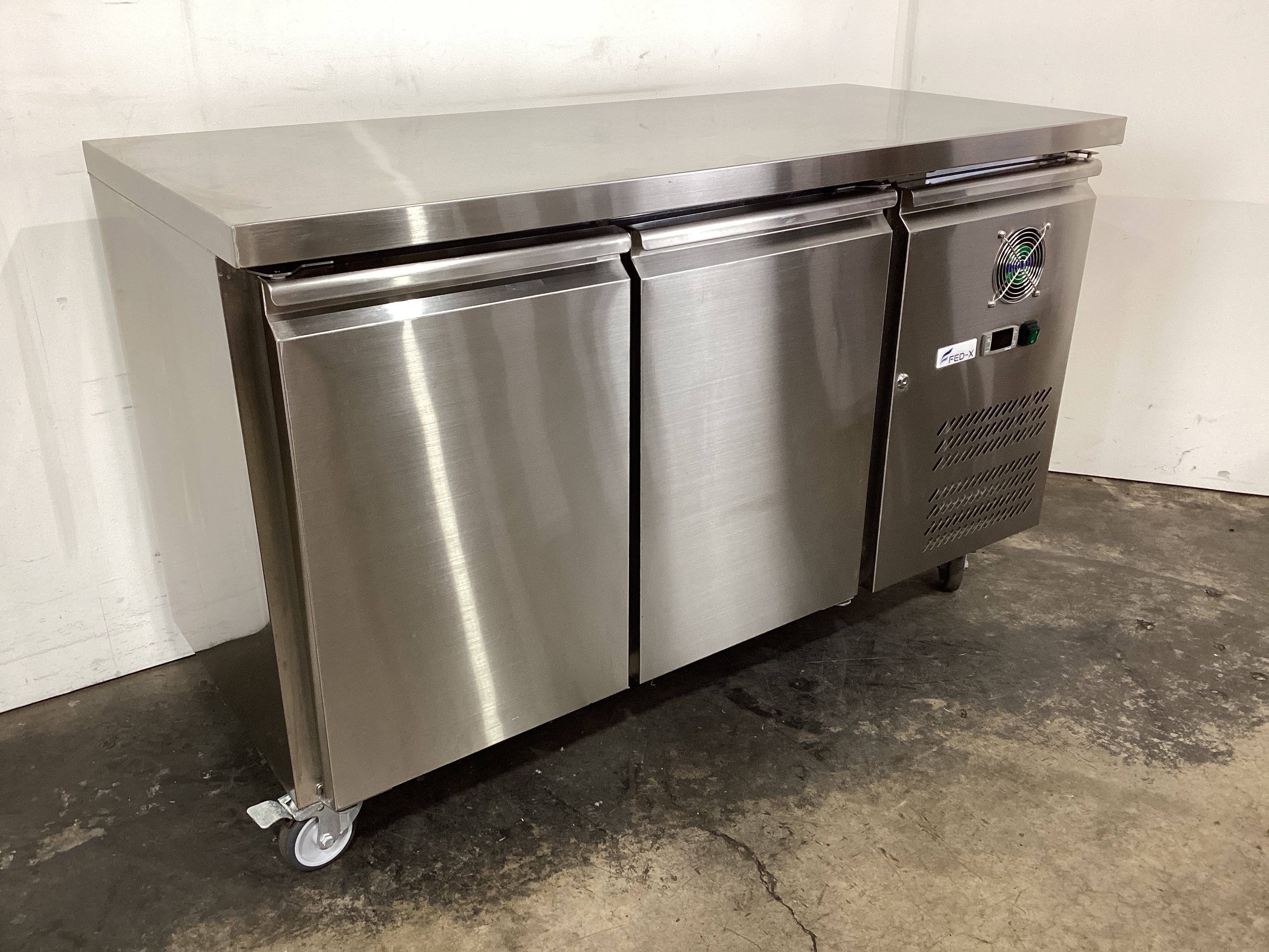 FED-X XUB6C13S2V Undercounter Fridge - 852674