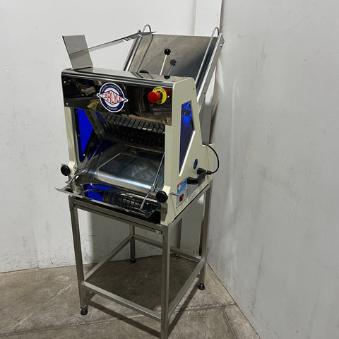 CarlyleTA-201L Bread Slicer - 854216