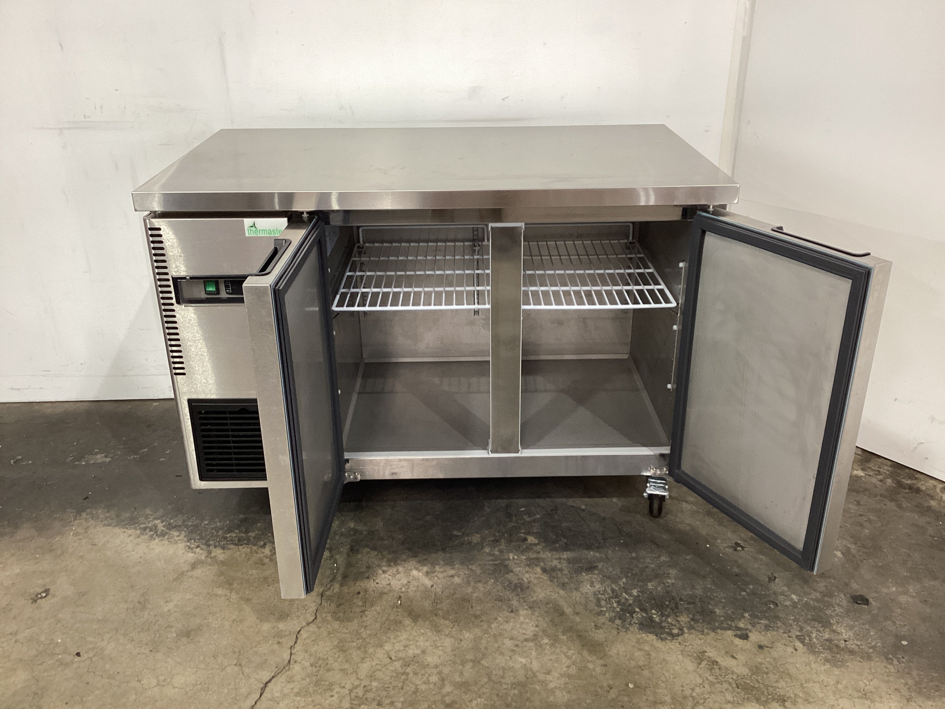 FED TL1200BT Underbench Freezer - 855270