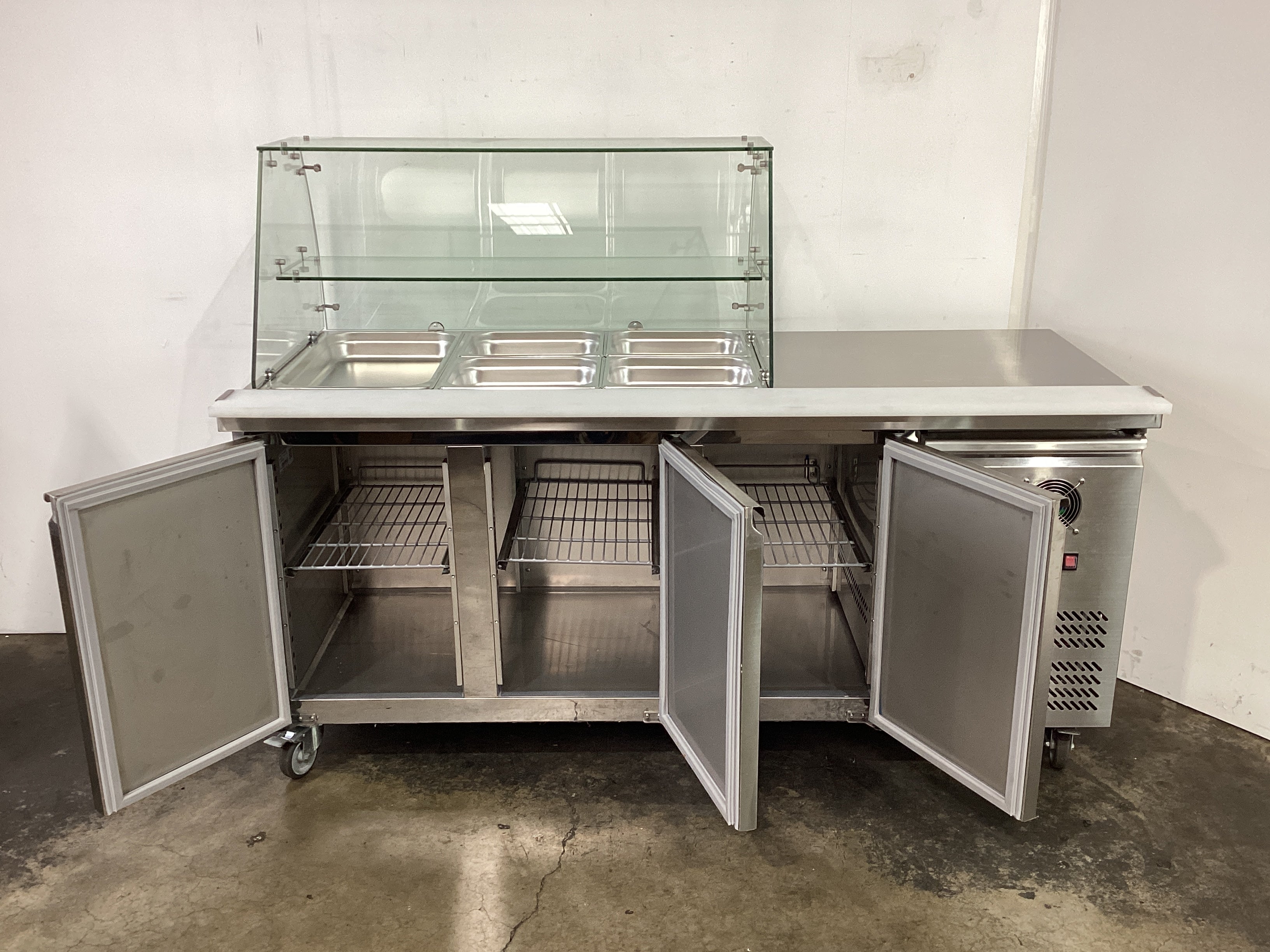 FED-X XTHP3100SALGC Salad Prep Fridge - 855325