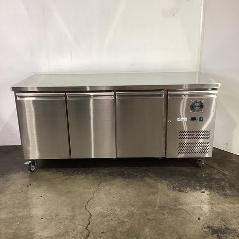 FED-X XUB7C18S3V Undercounter Fridge - 855327