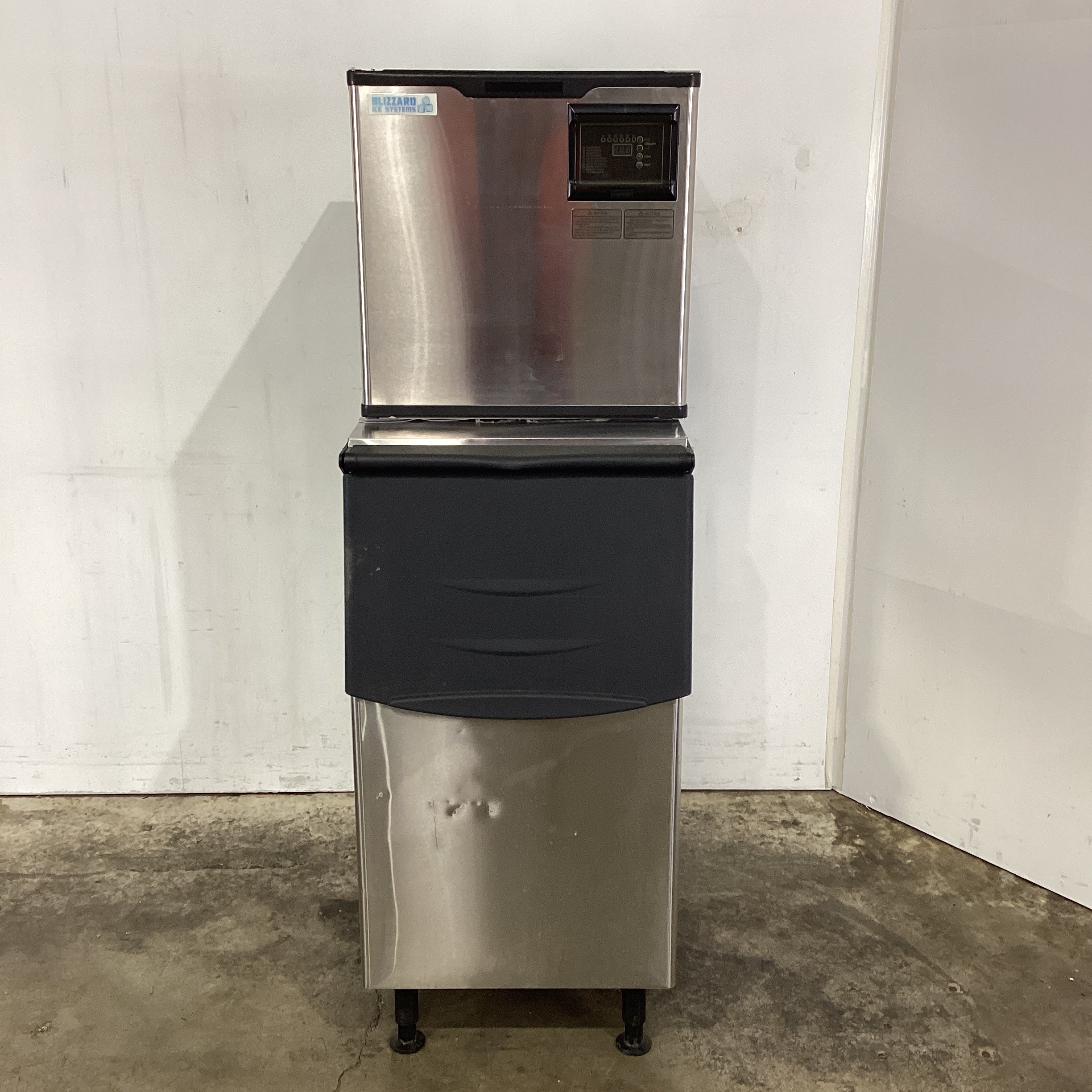 Blizzard SN-420P Ice Machine - 855384