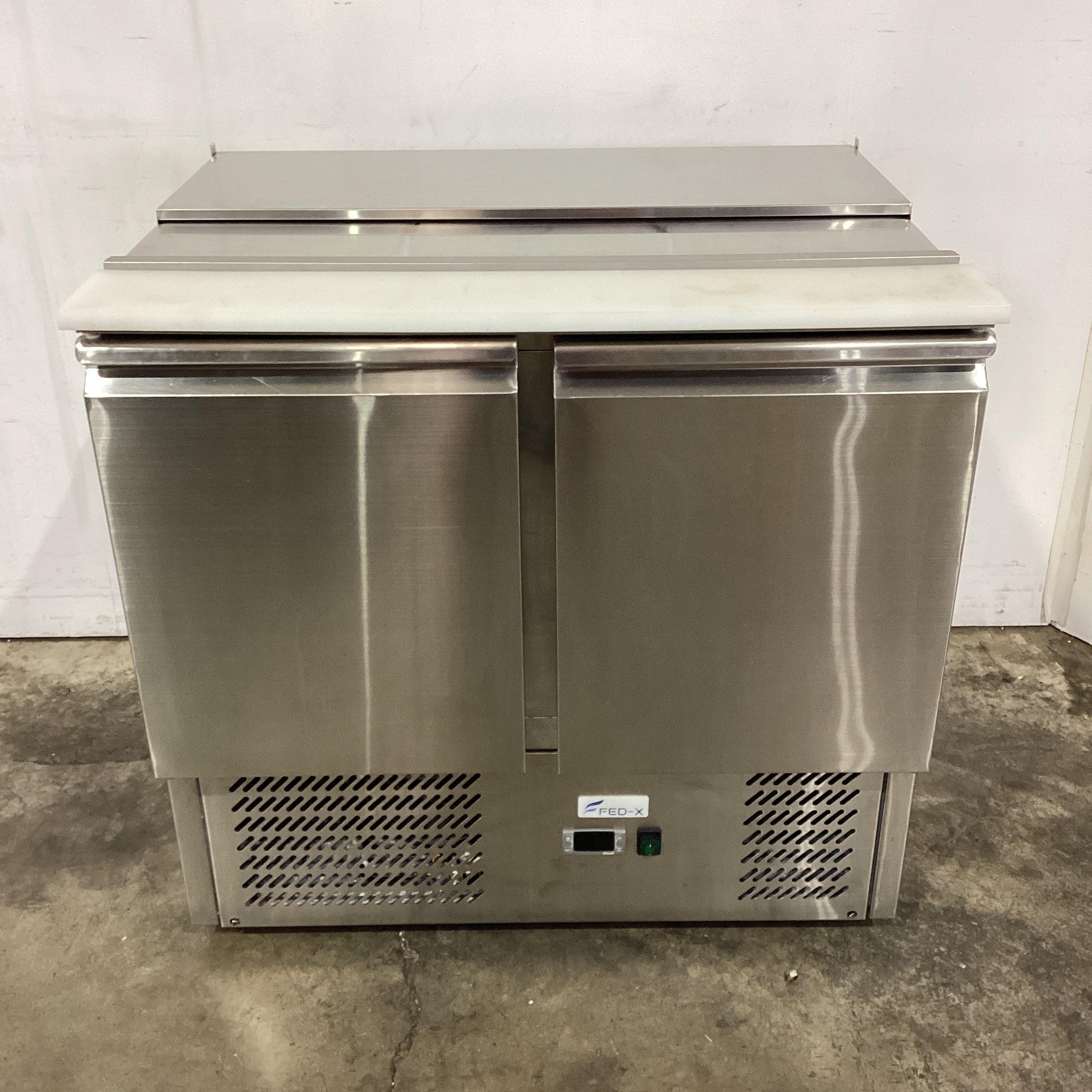 FED-X XGNS900S Salad Prep Fridge - 855430