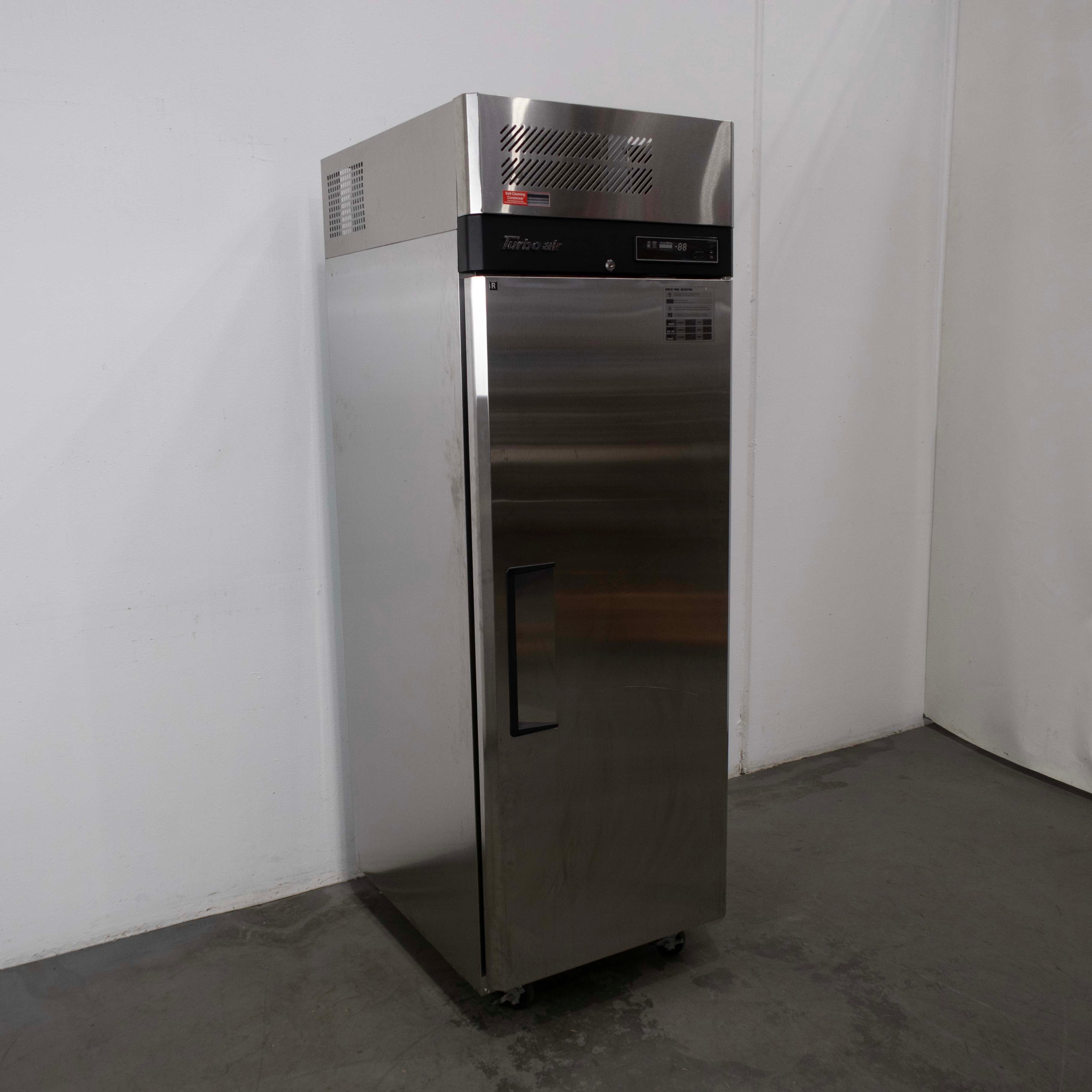 Turbo Air KR25-1 Upright Fridge - 855757