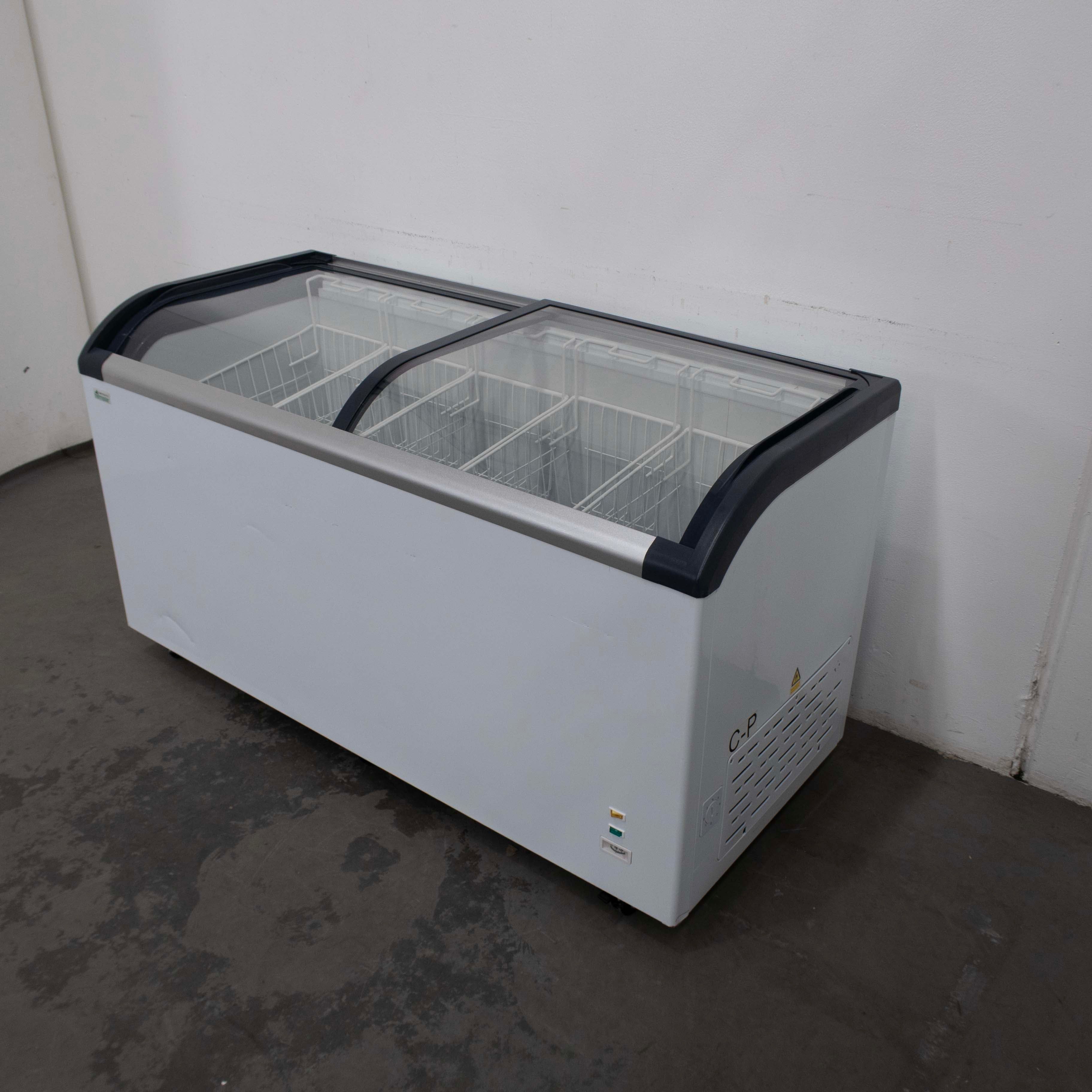 Thermaster ST445 Chest Freezer - 858072