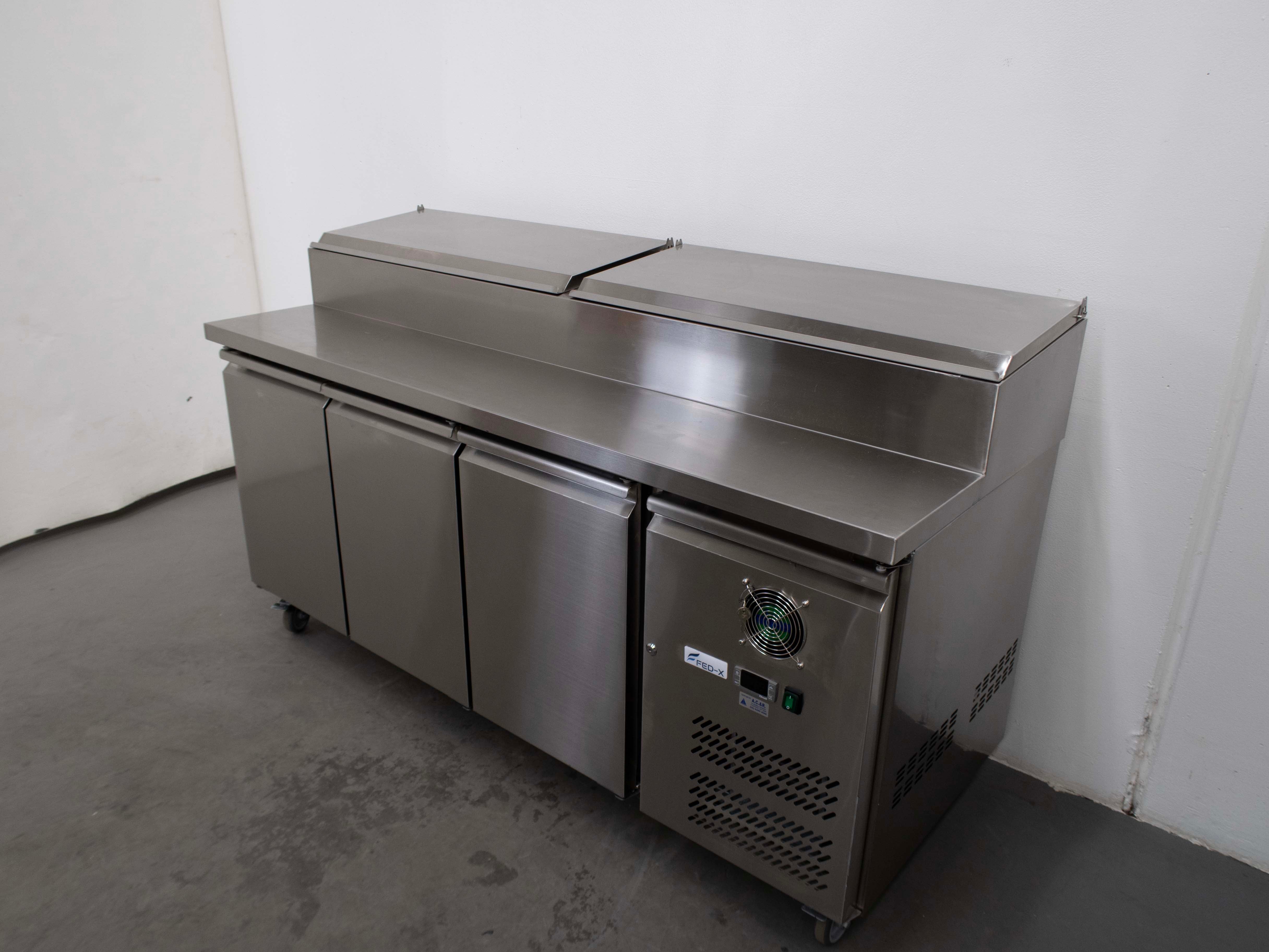 FED-X XSS7C18S3V Pizza Prep Bench - 858442