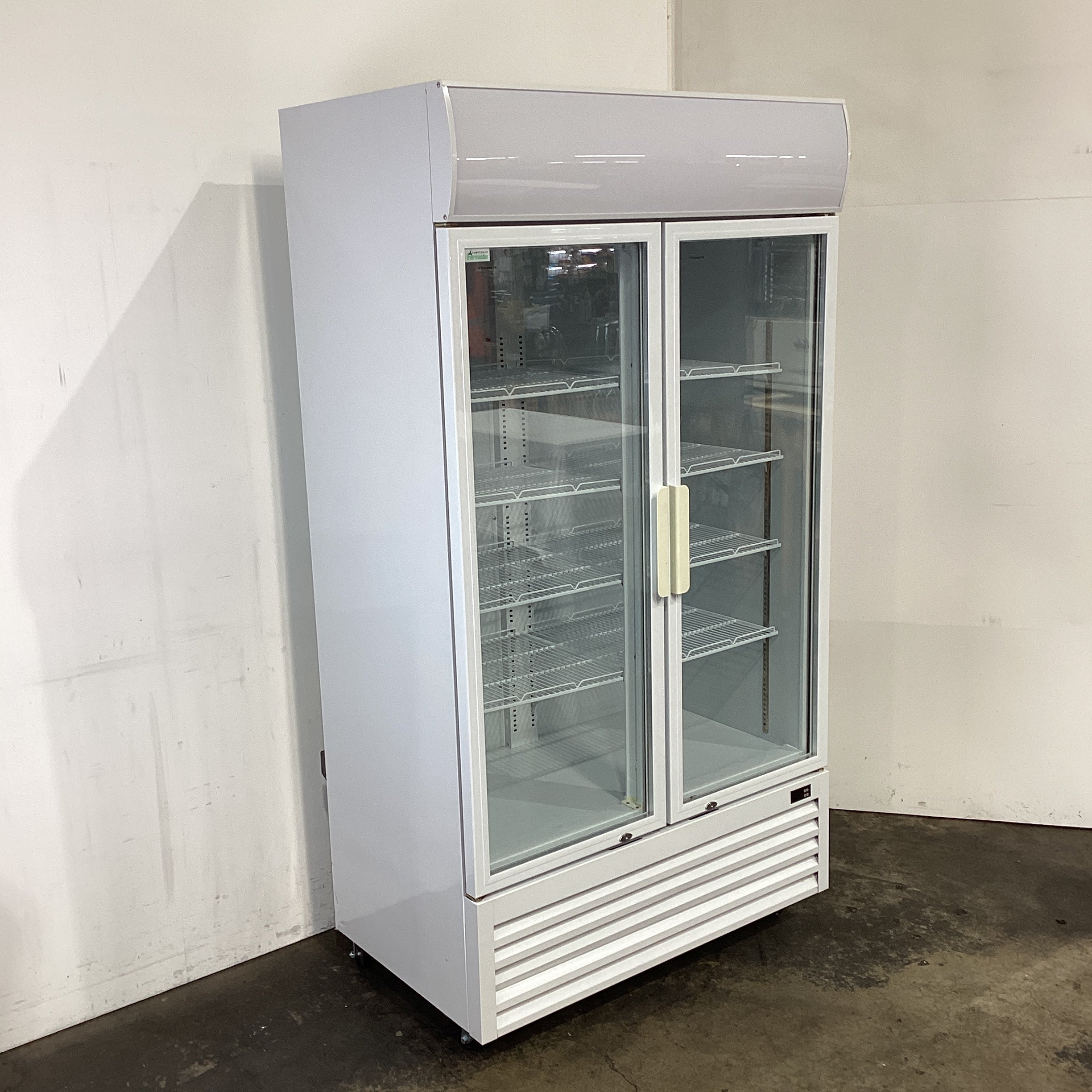 Thermaster LG-1000P Upright Drink Fridge - 858720