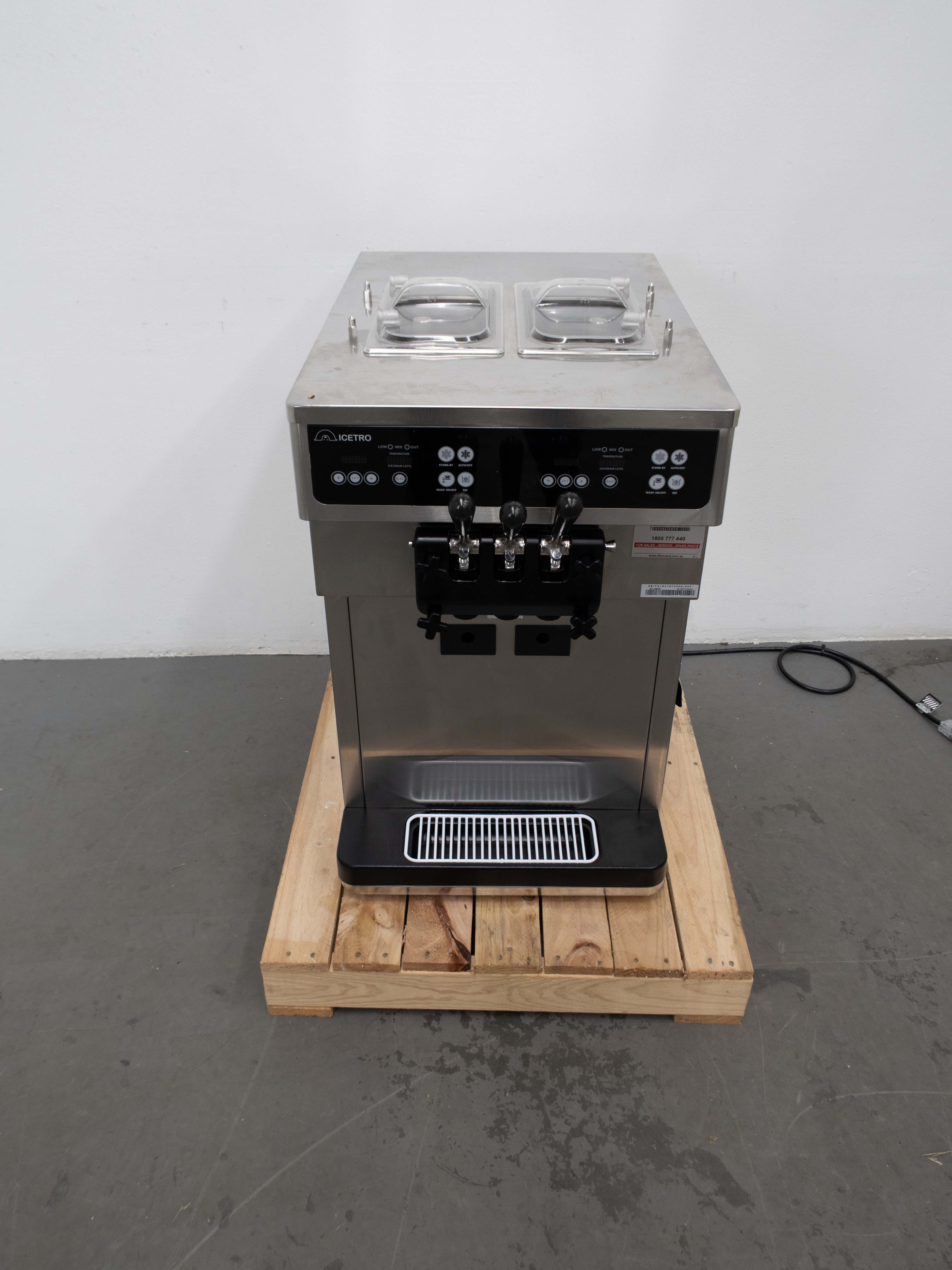 Icetro ISI-163TT Countertop Soft Serve Machine - 859049