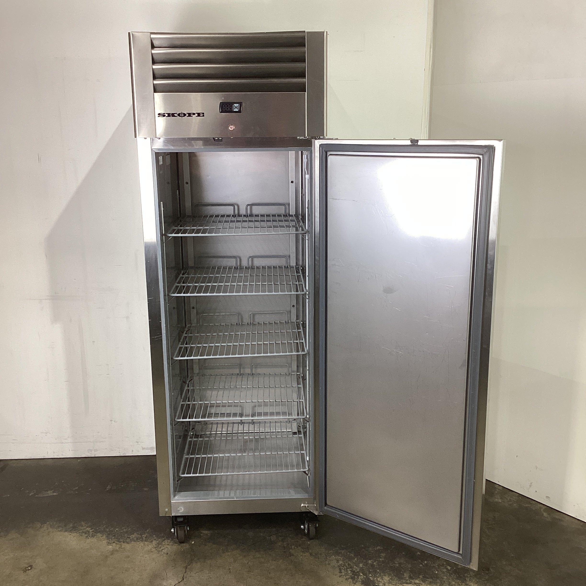 Skope RF7.UPF.1.SD Upright Freezer - 860698