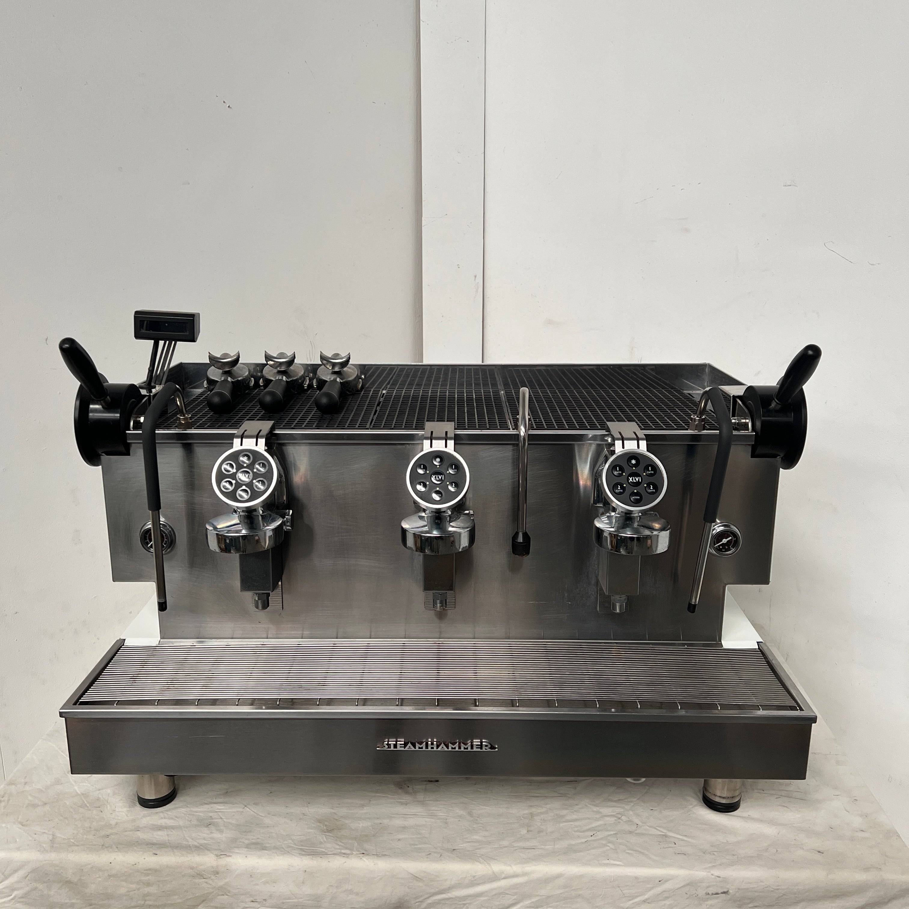 Steamhammer XLVI 3 Group Volumetric Coffee Machine - 861089