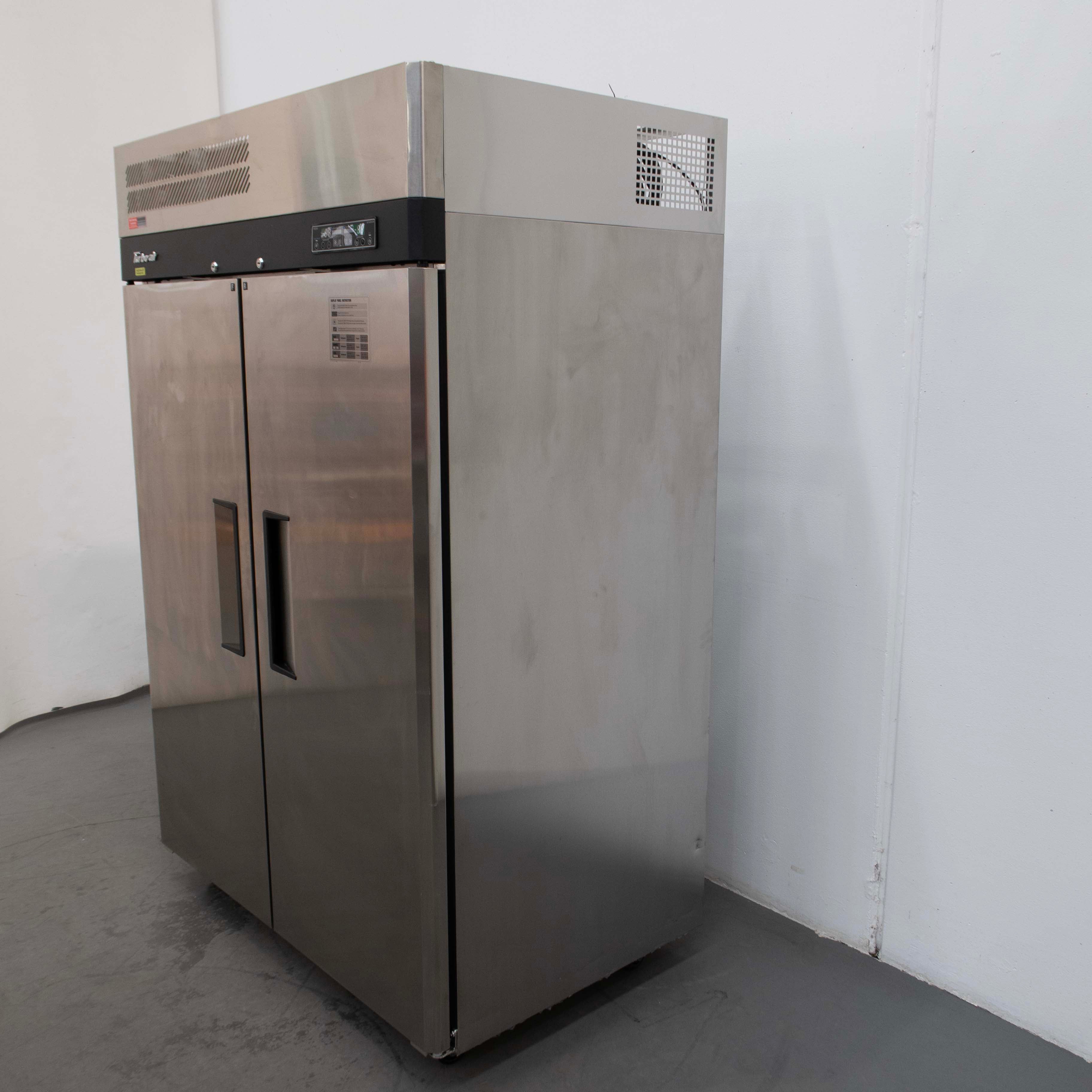 Turbo Air KRF45-2H-N Upright Fridge/Freezer - 862954