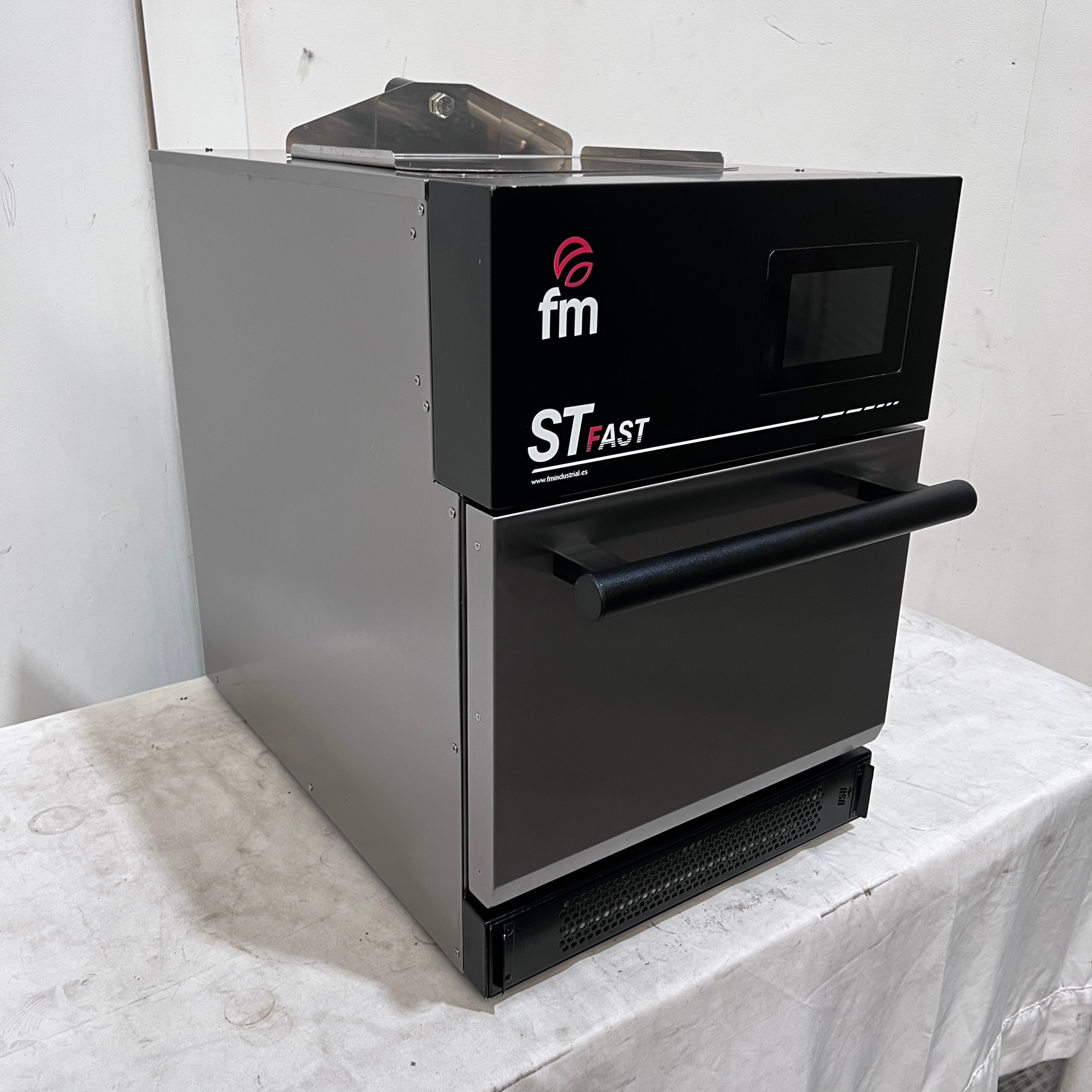 FM ST-F21 Speed Oven - 864335