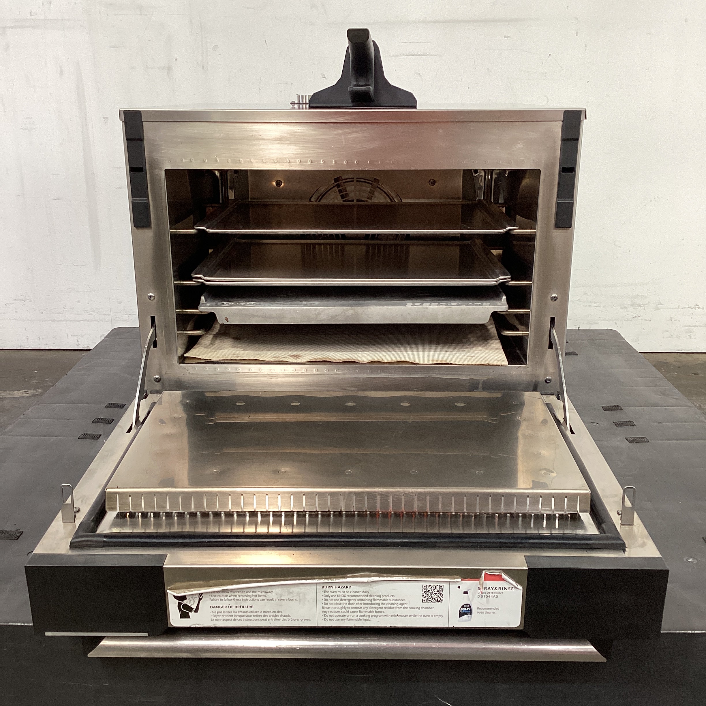Unox XESR-03HS-EDDN Speed Oven - 865269