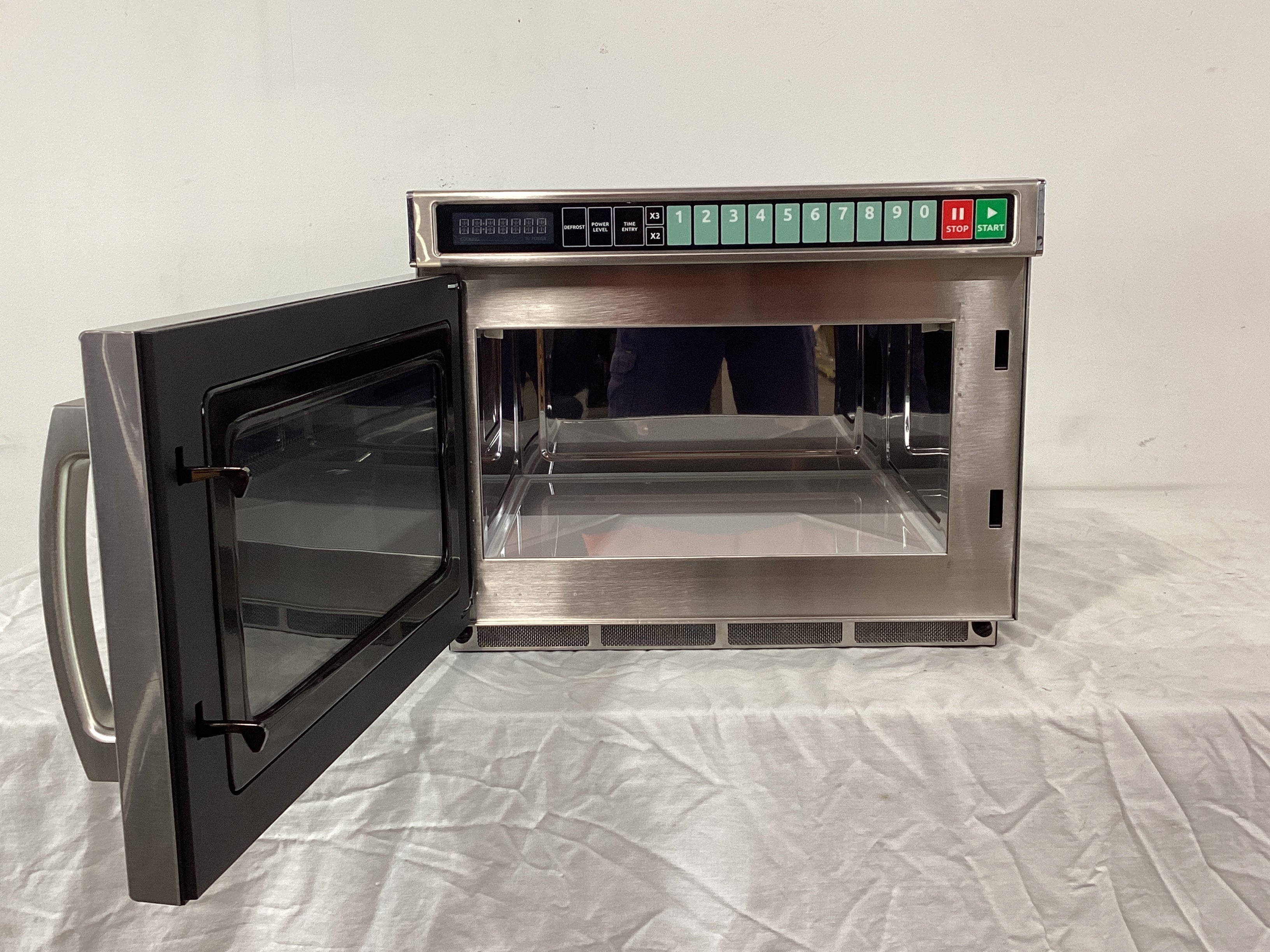 Anvil MWA2100 Microwave - 865358