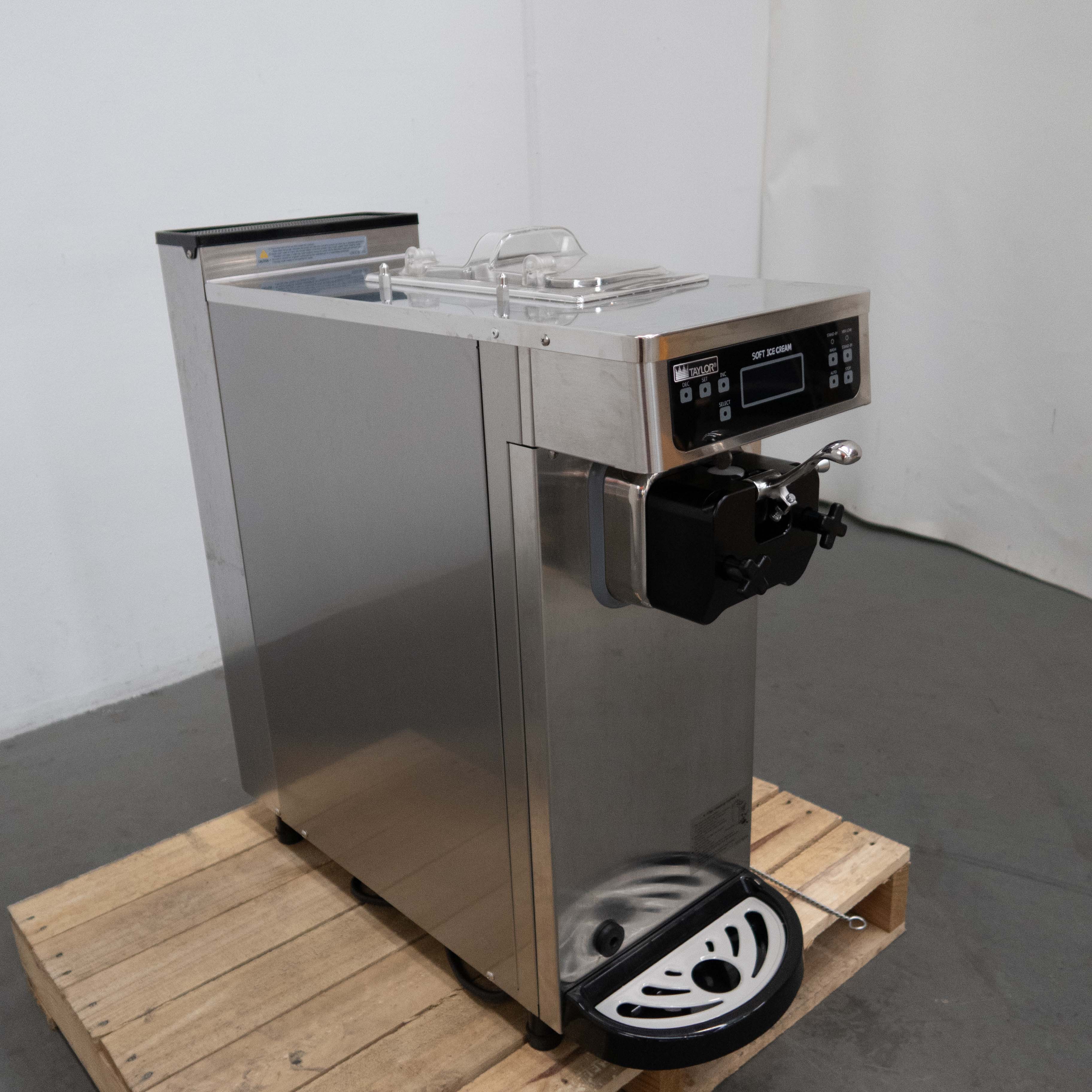 Icetro ISI-161TH Soft Serve Machine - 866270