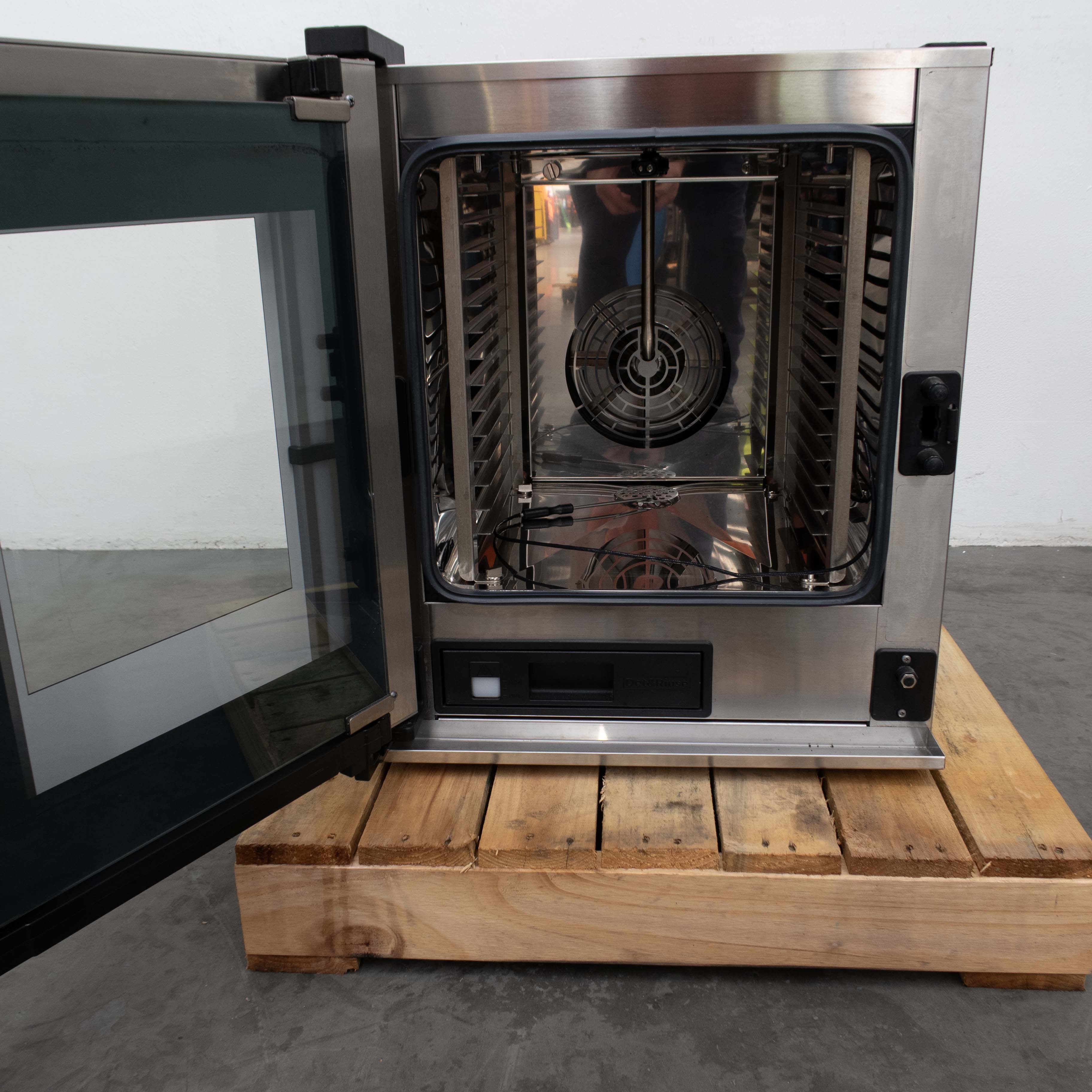 Unox XECC-0523-E1RM Combi Oven - 867762