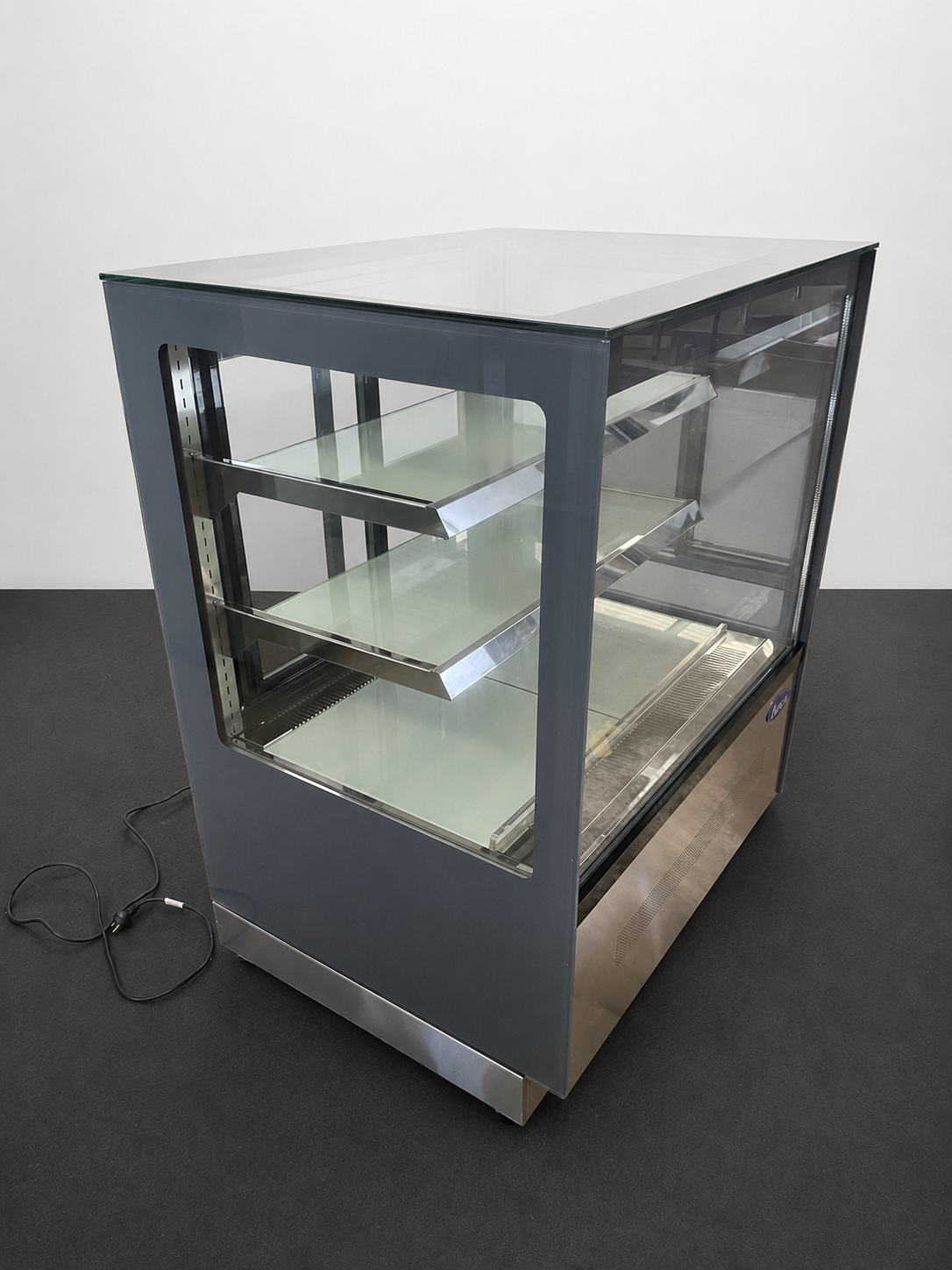 Atosa WDF097F Refrigerated Display - 868177