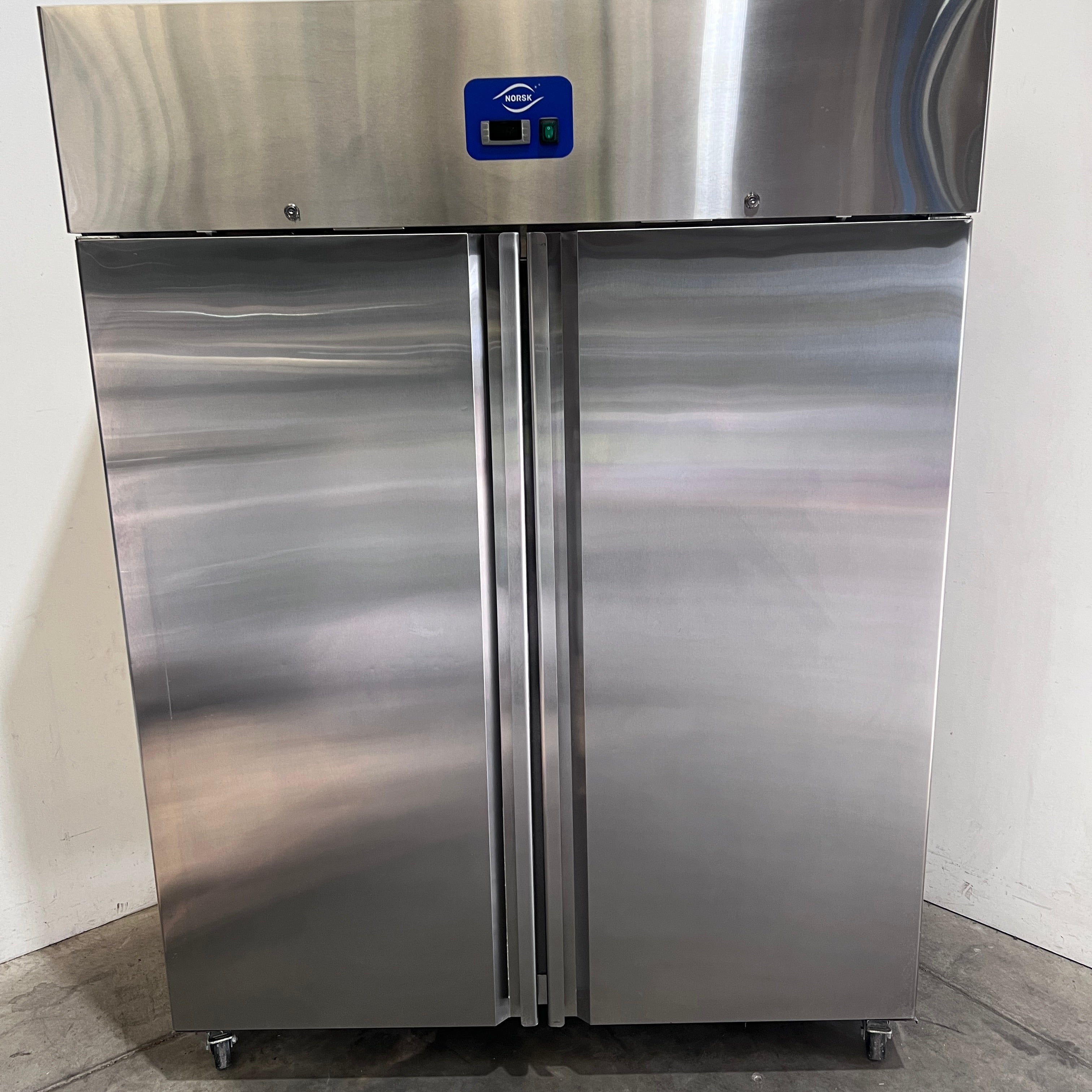 Norsk NSK-1410TN Upright Fridge - 868383