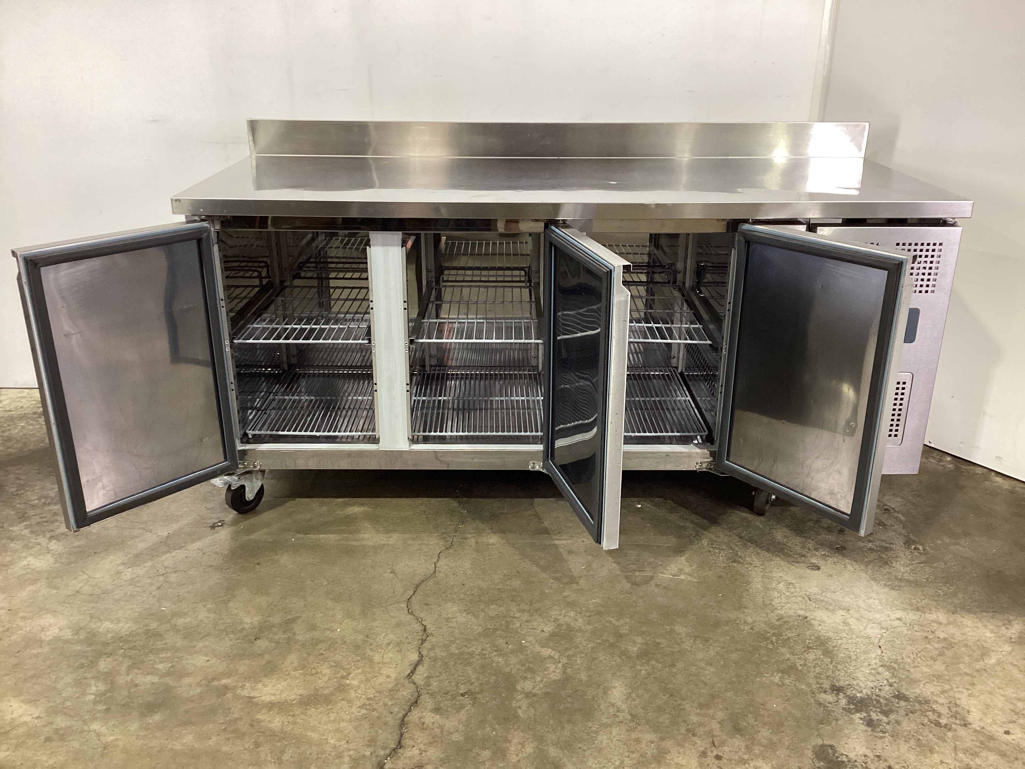 Polar DL915-A 3 Door Workbench Fridge - 868803