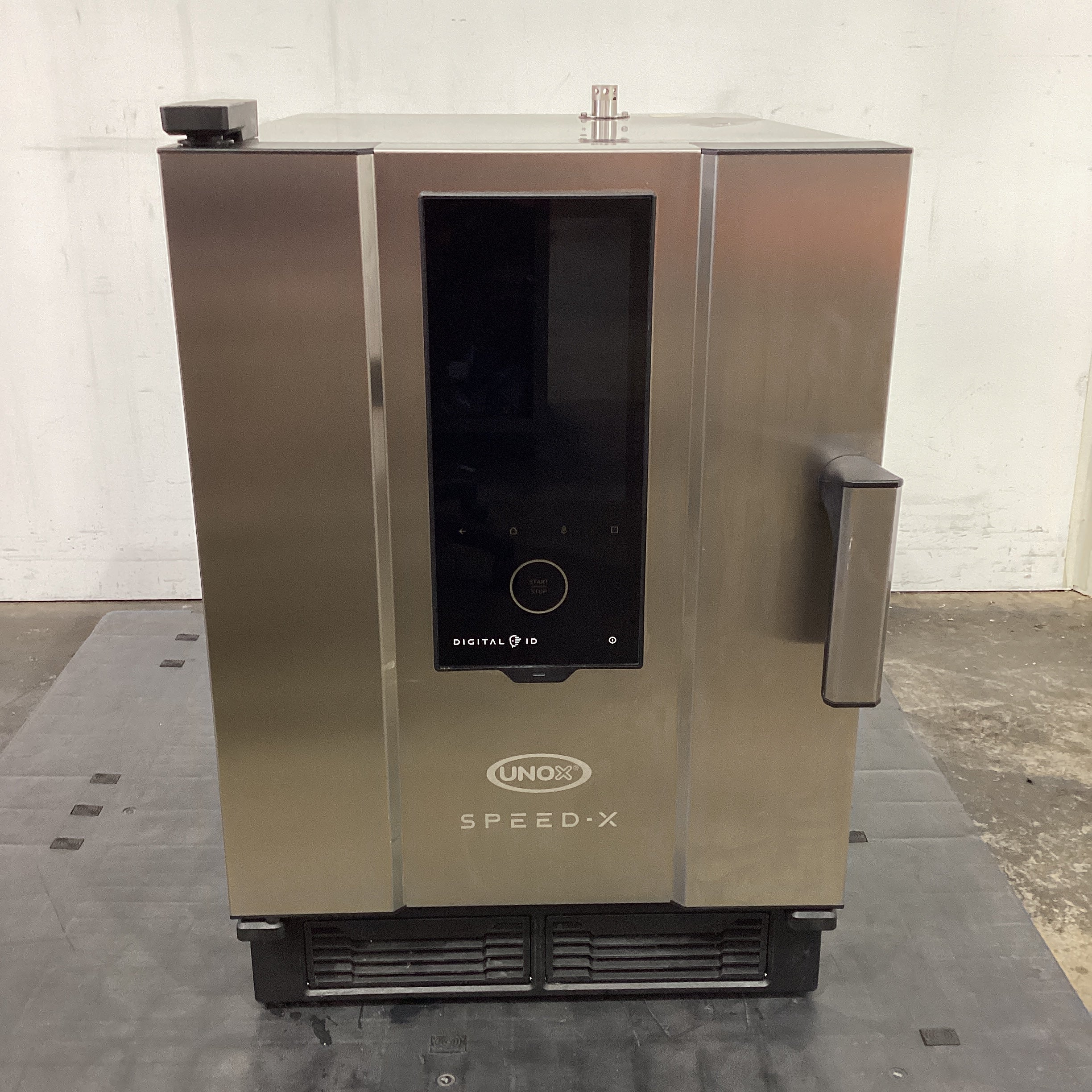Unox XEPA-0523-EXRN-ET Speed Oven - 868841
