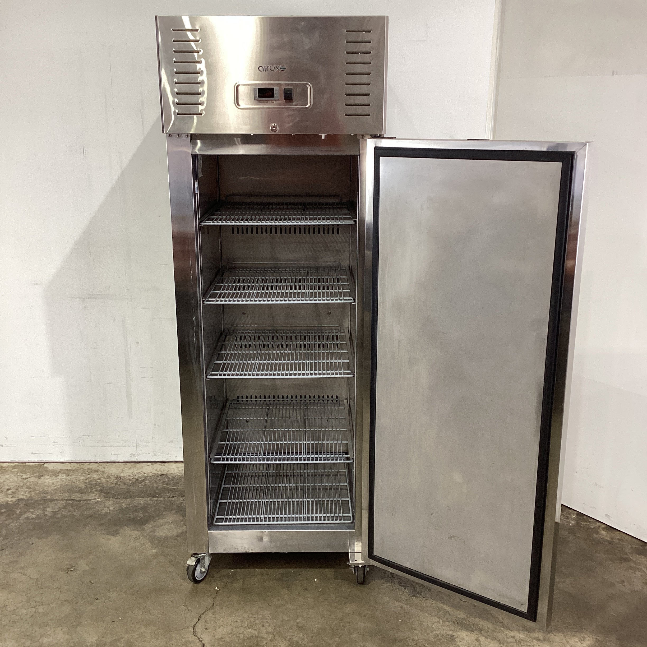 Airex AXR-URGN-1 B1 Upright Fridge - 869111