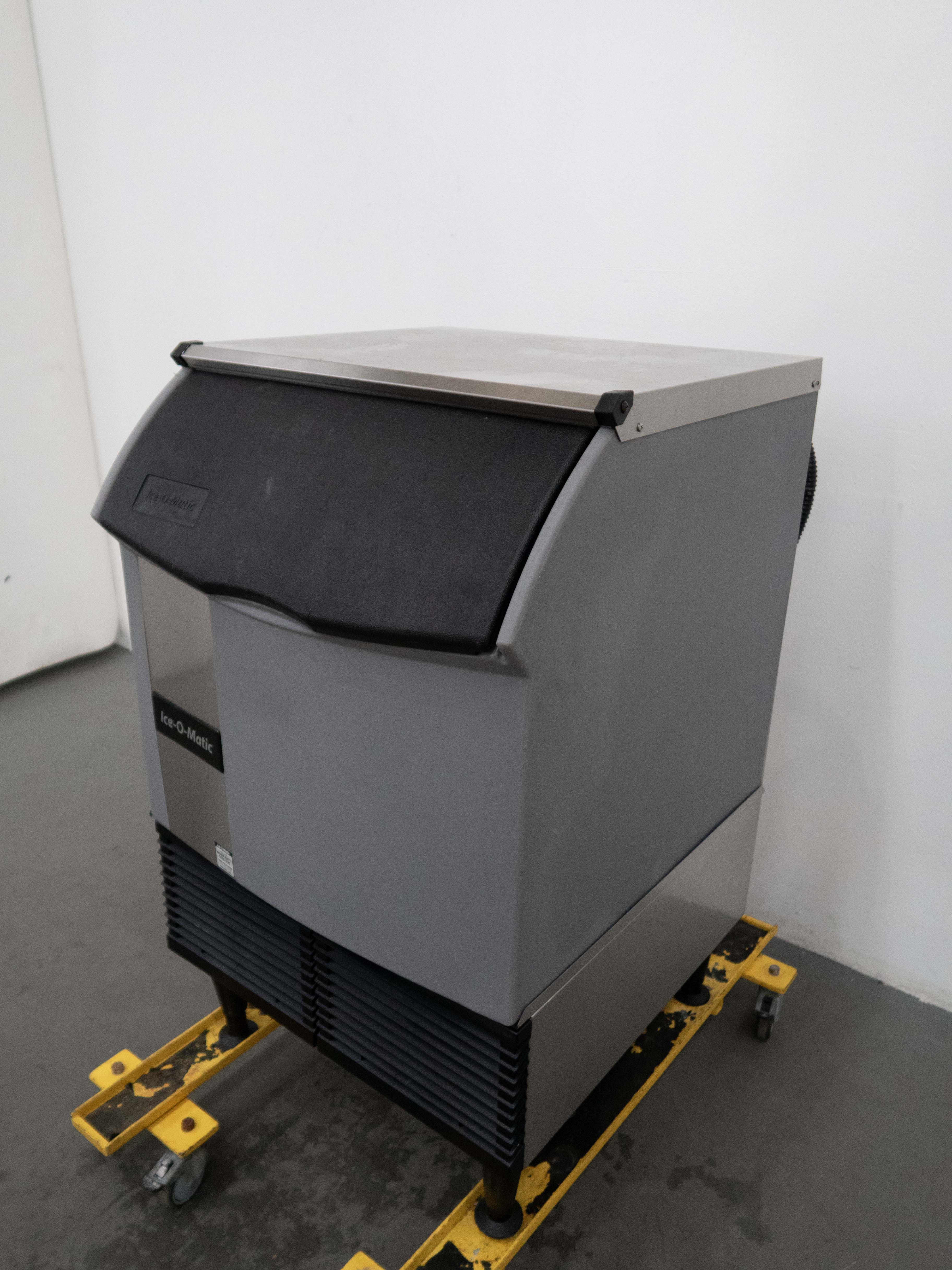 Ice O Matic ICEU225F Ice Machine - 869490
