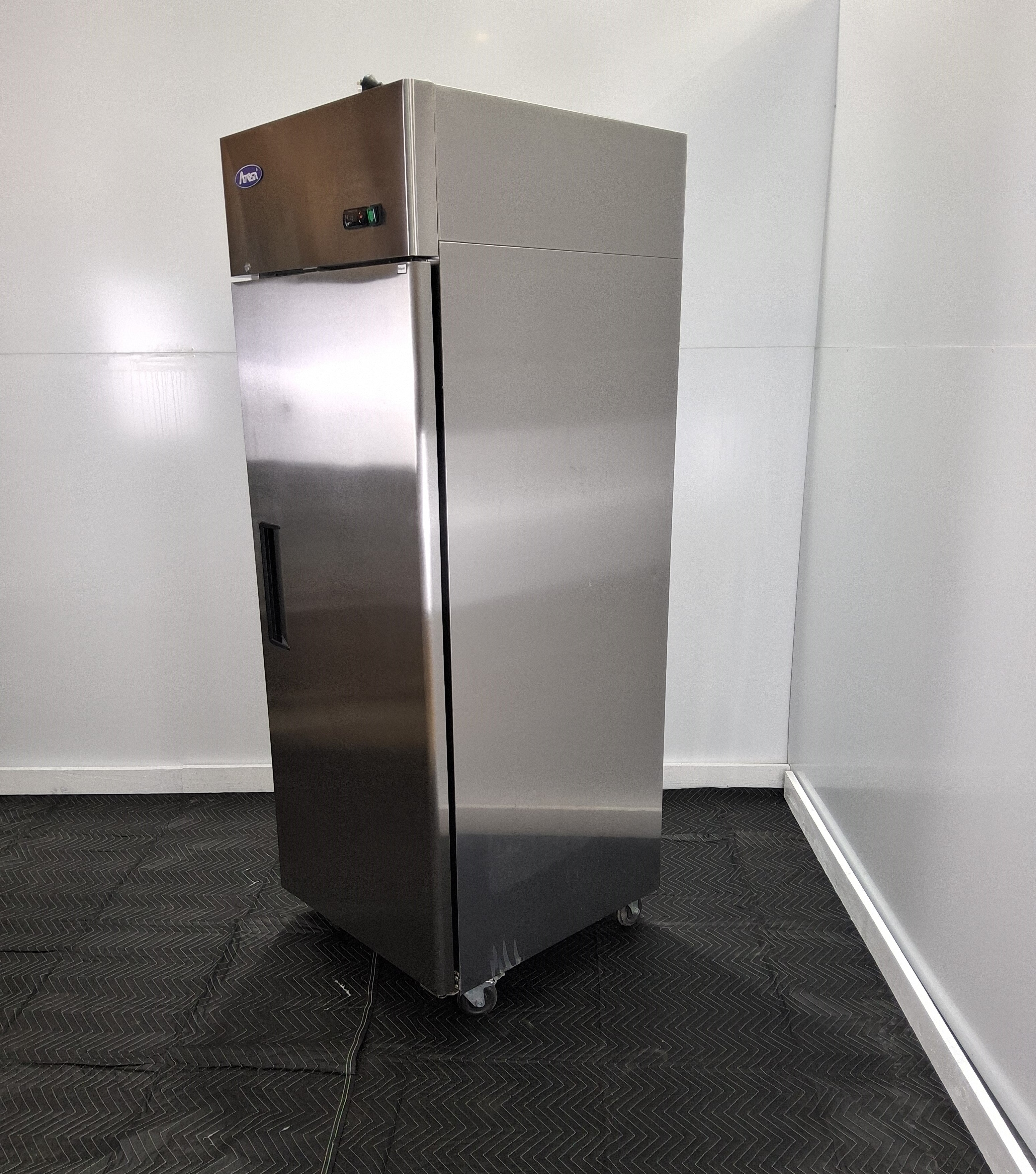 Atosa MBF8004GR Upright Fridge - 869501