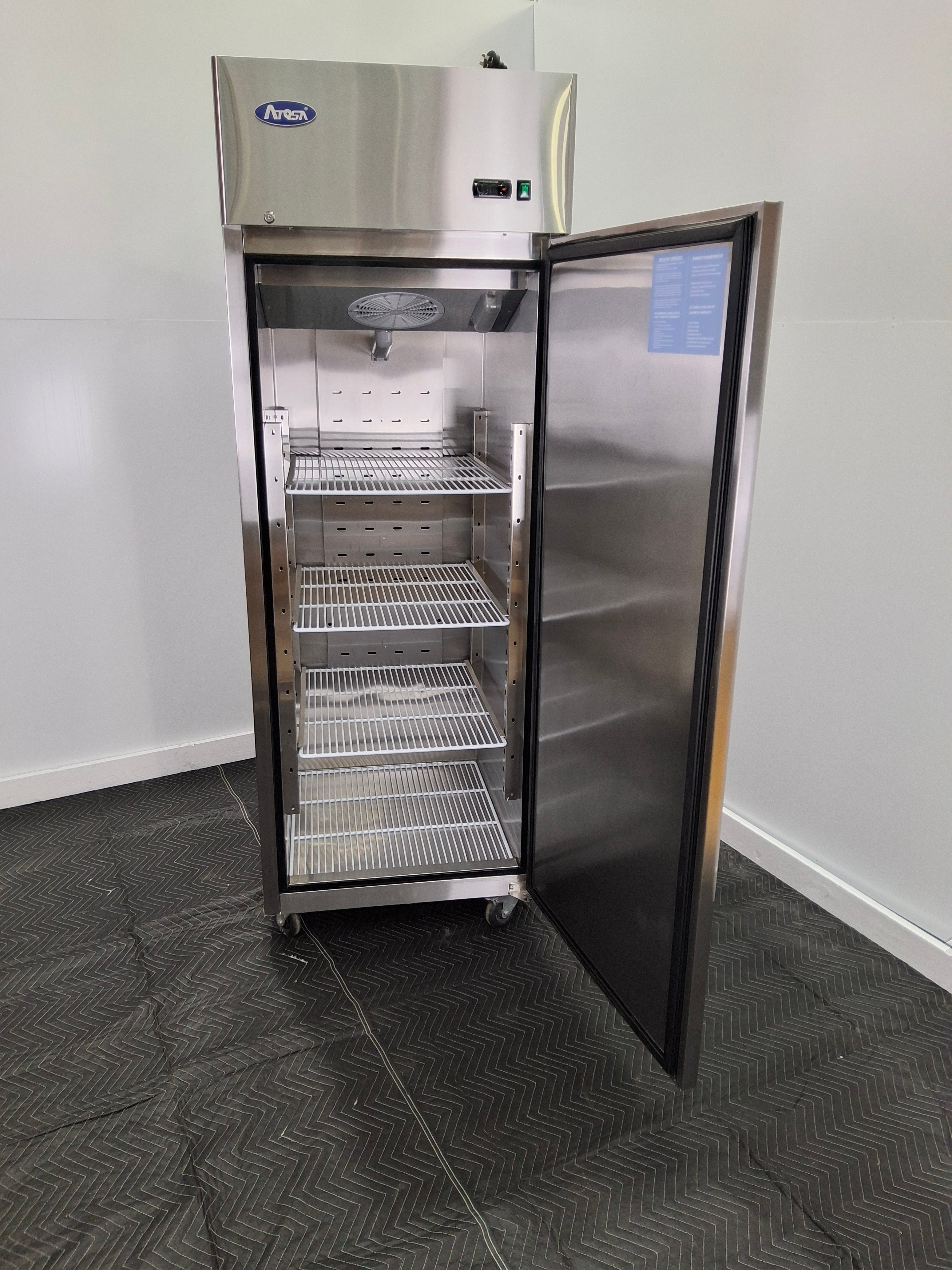 Atosa MBF8004GR Upright Fridge - 869501