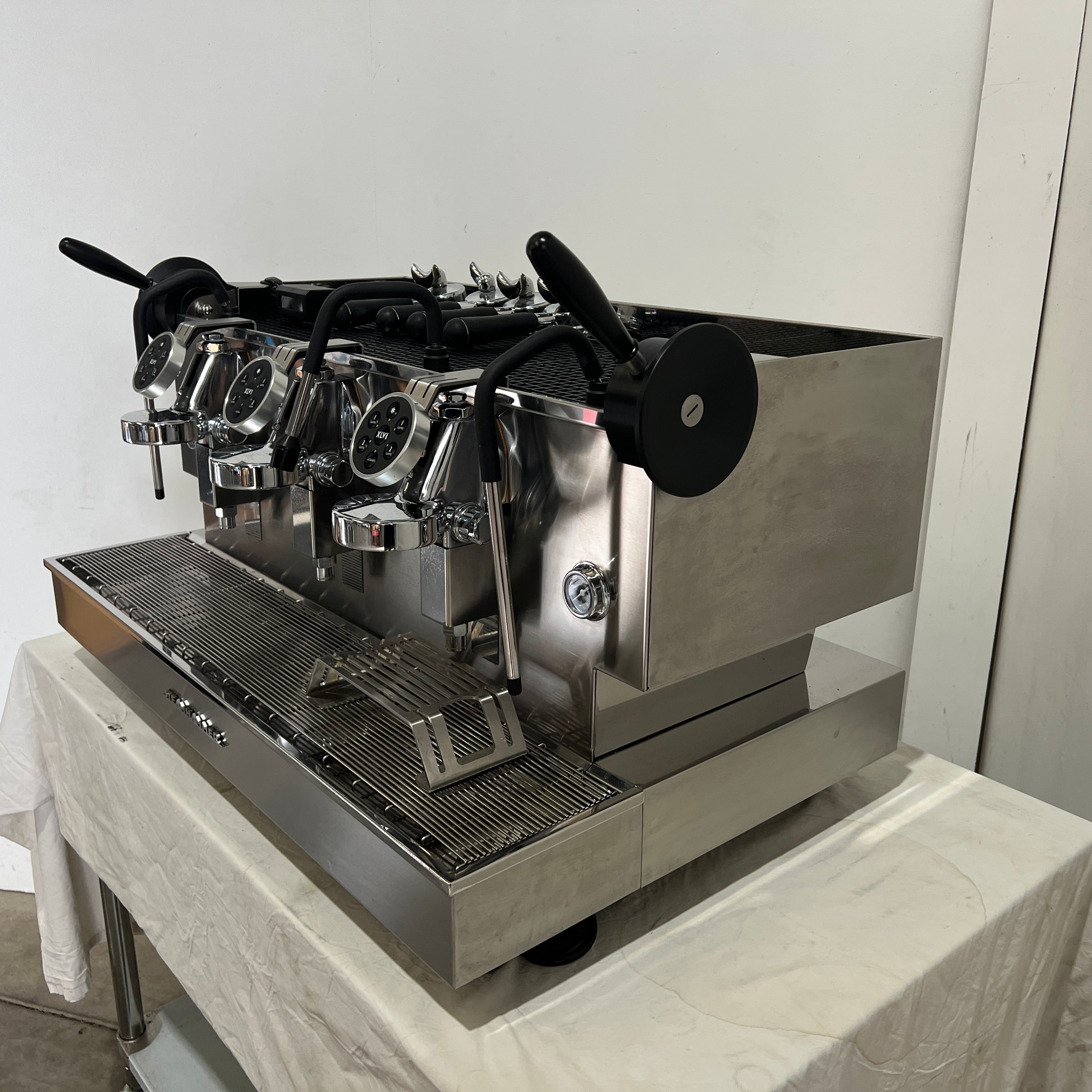 XLVI Steamhammer 3 Group Elettronica P+L Coffee Machine - 870709