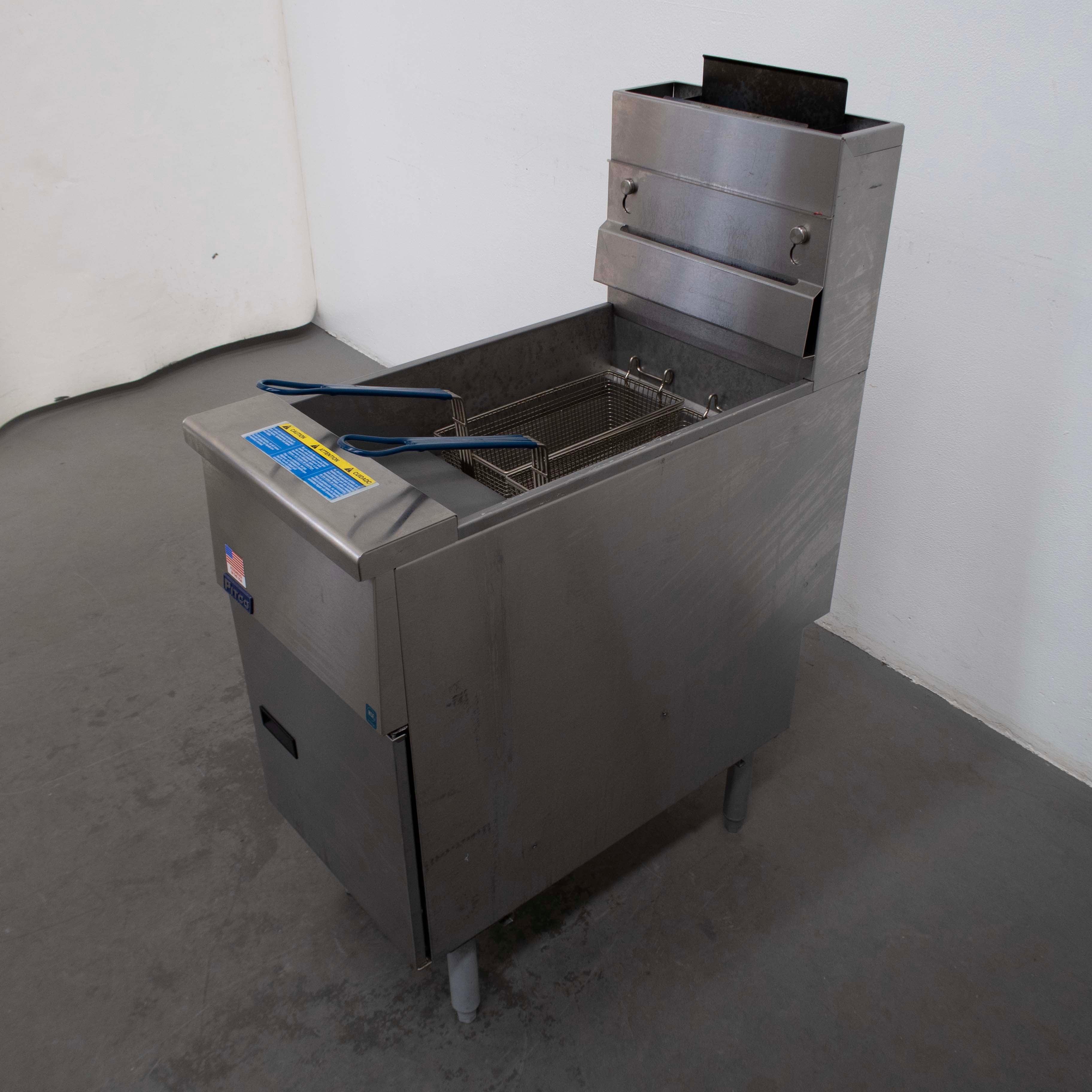 Pitco VF35 Single Pan Fryer - 870945