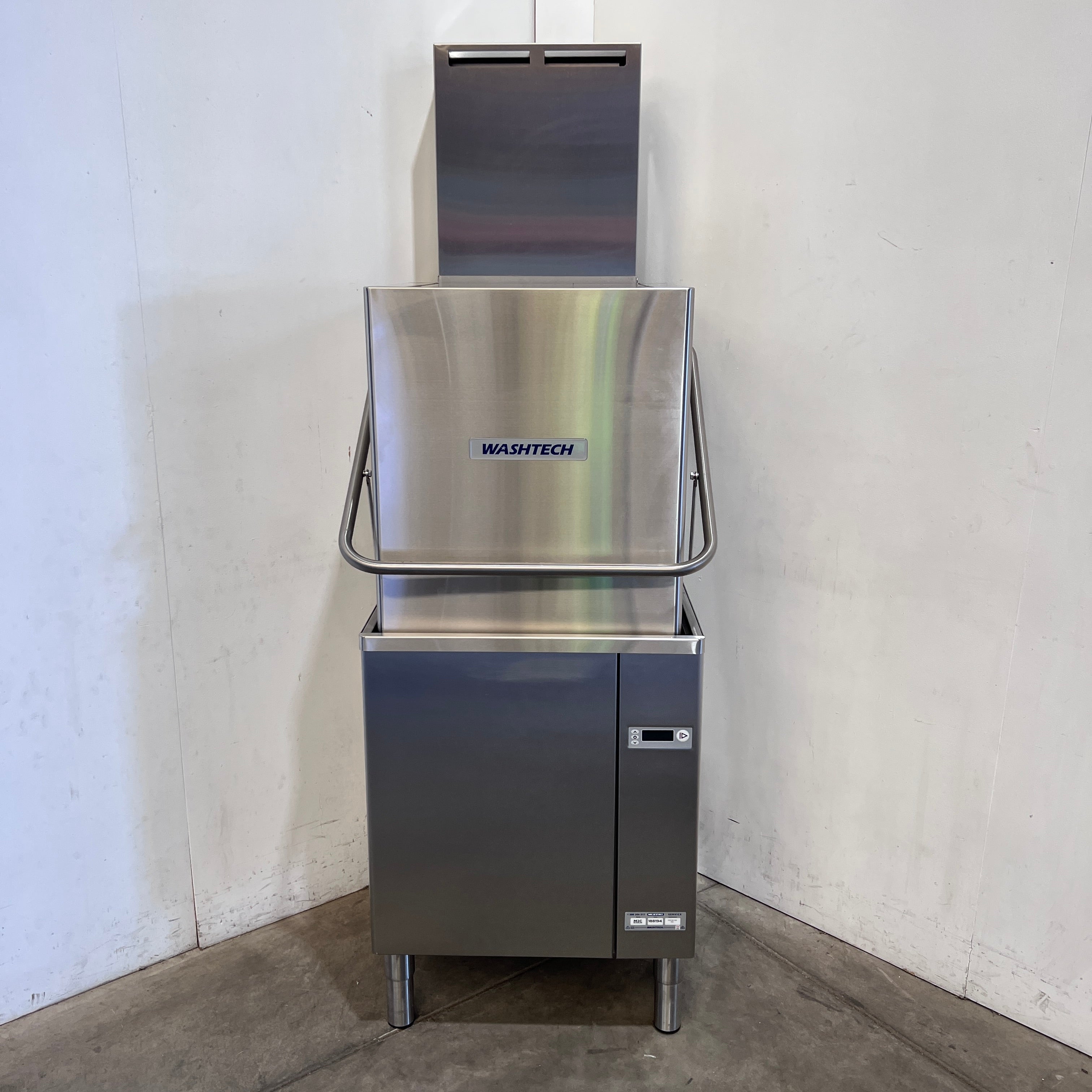 Washtech M2C Passthrough Dishwasher - 872111