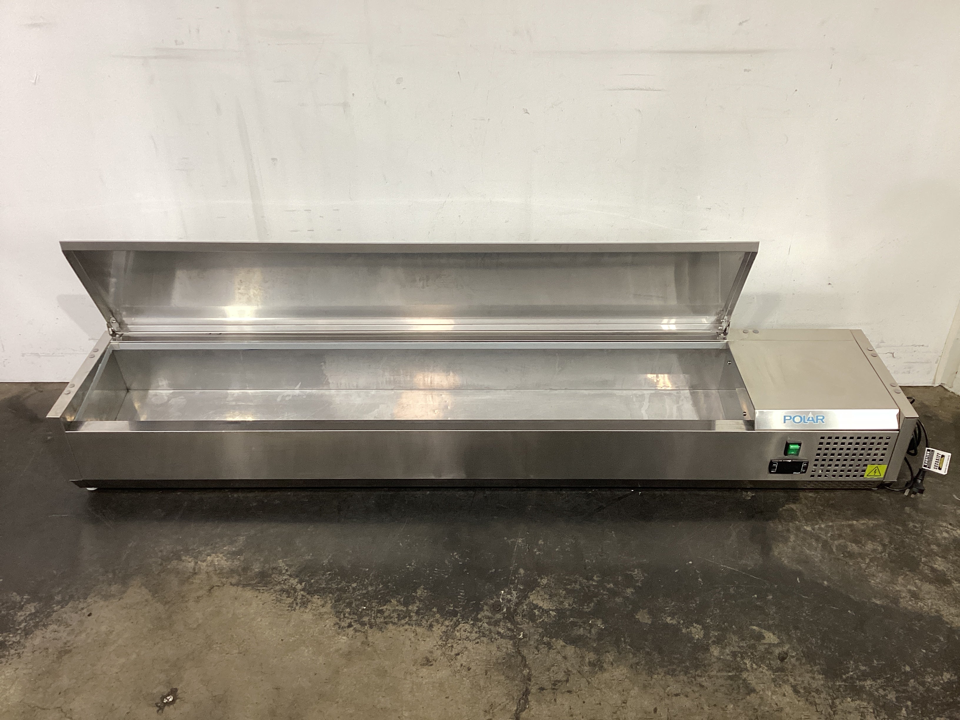 Polar FA856-A Sandwich Prep Fridge - 872722