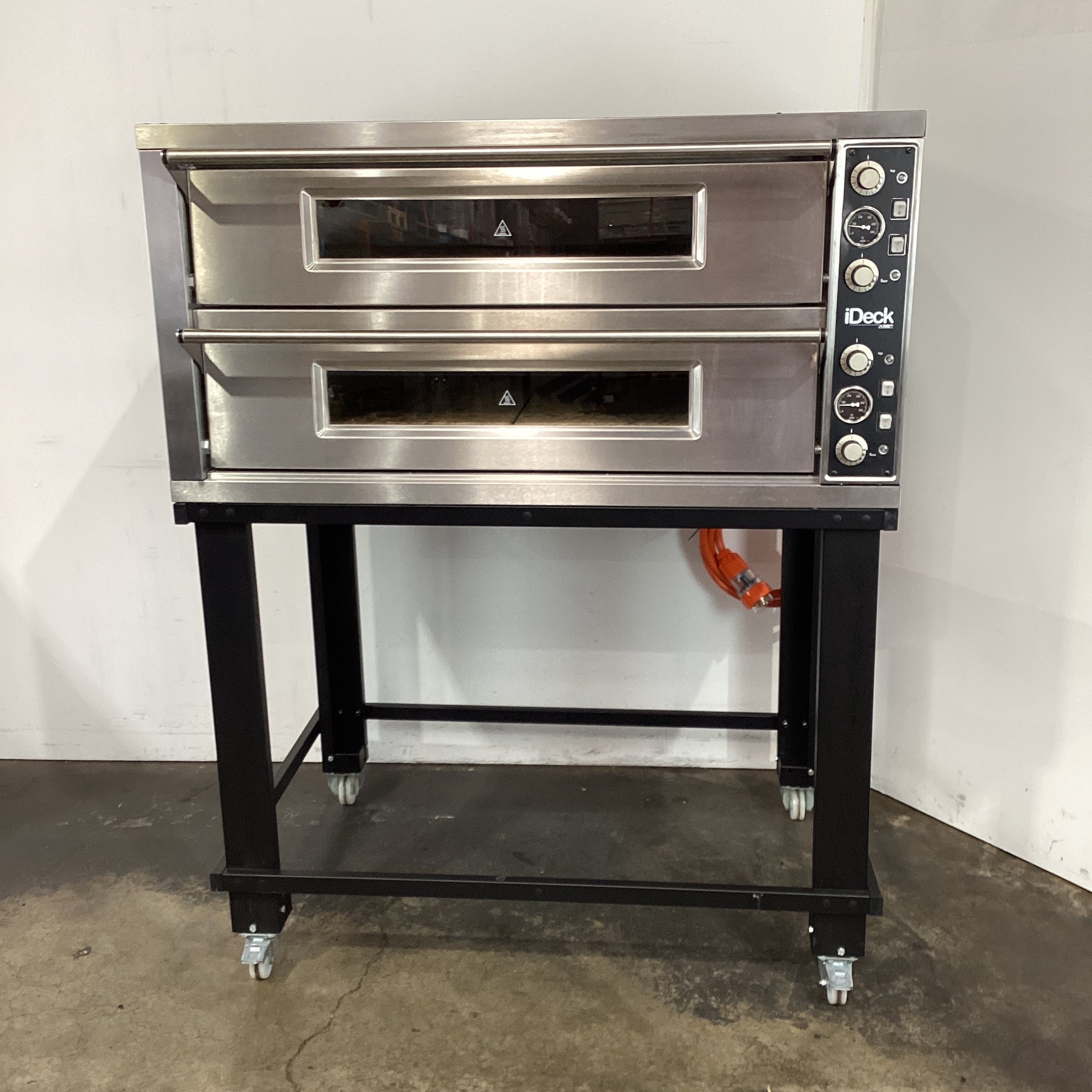 Moretti Forni iDeck PD105.65 Pizza Oven + Stand - 874721