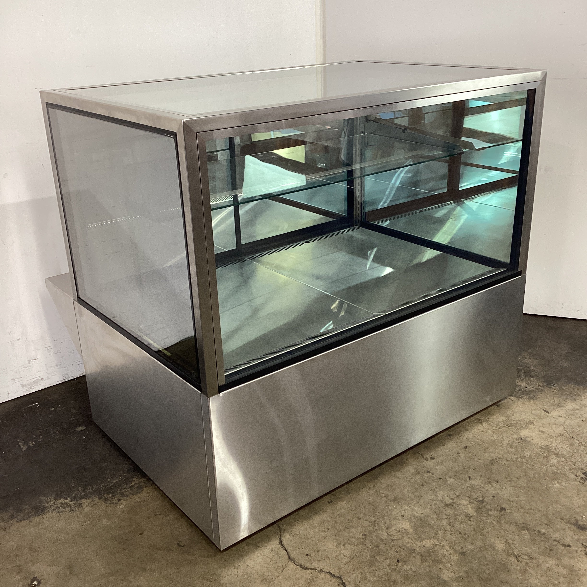 Festive RC12 Cold Food Display - 874810