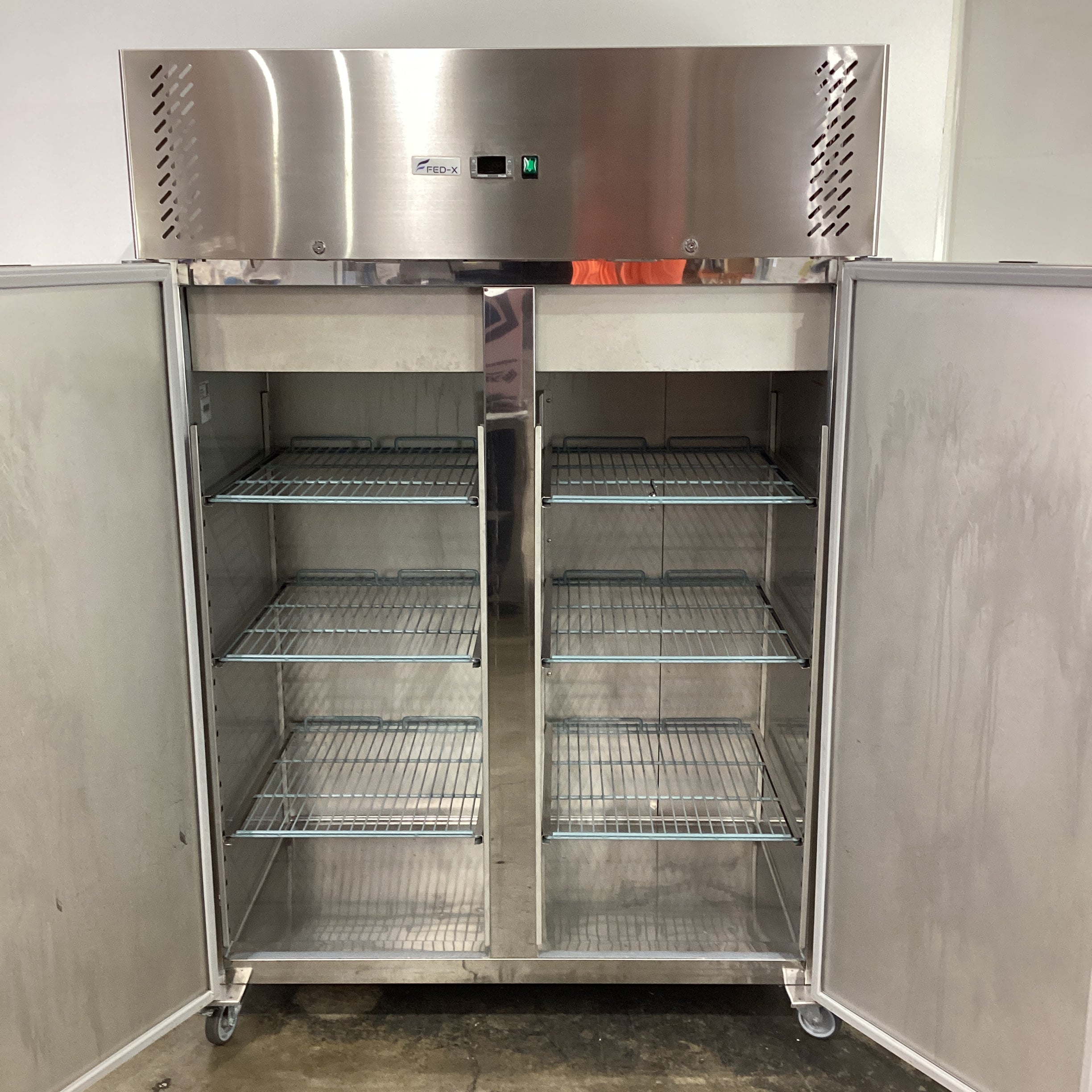 FED-X XURF1200SFV Upright Freezer - 875021