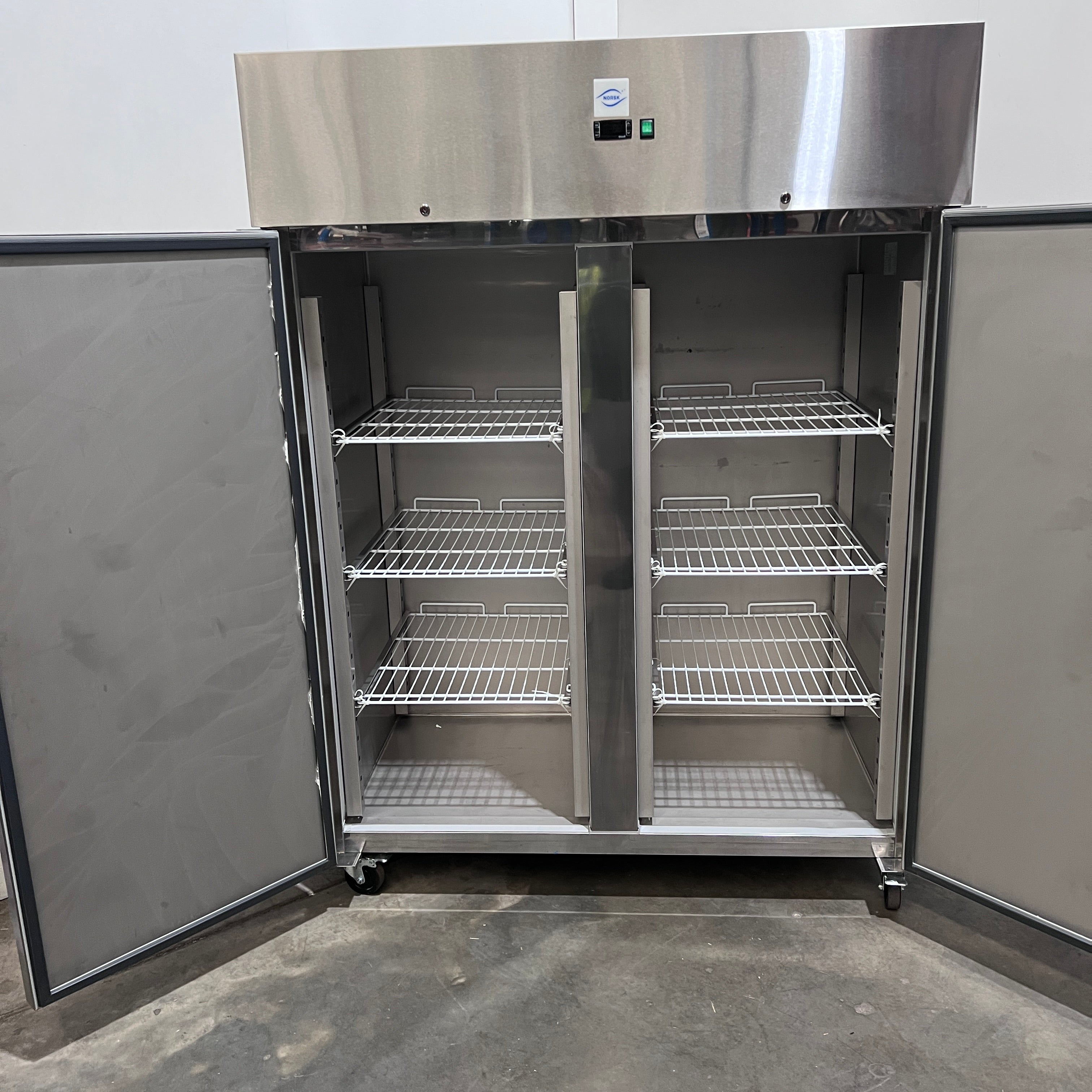Norsk GN NSK-1410BT Freezer - 876142