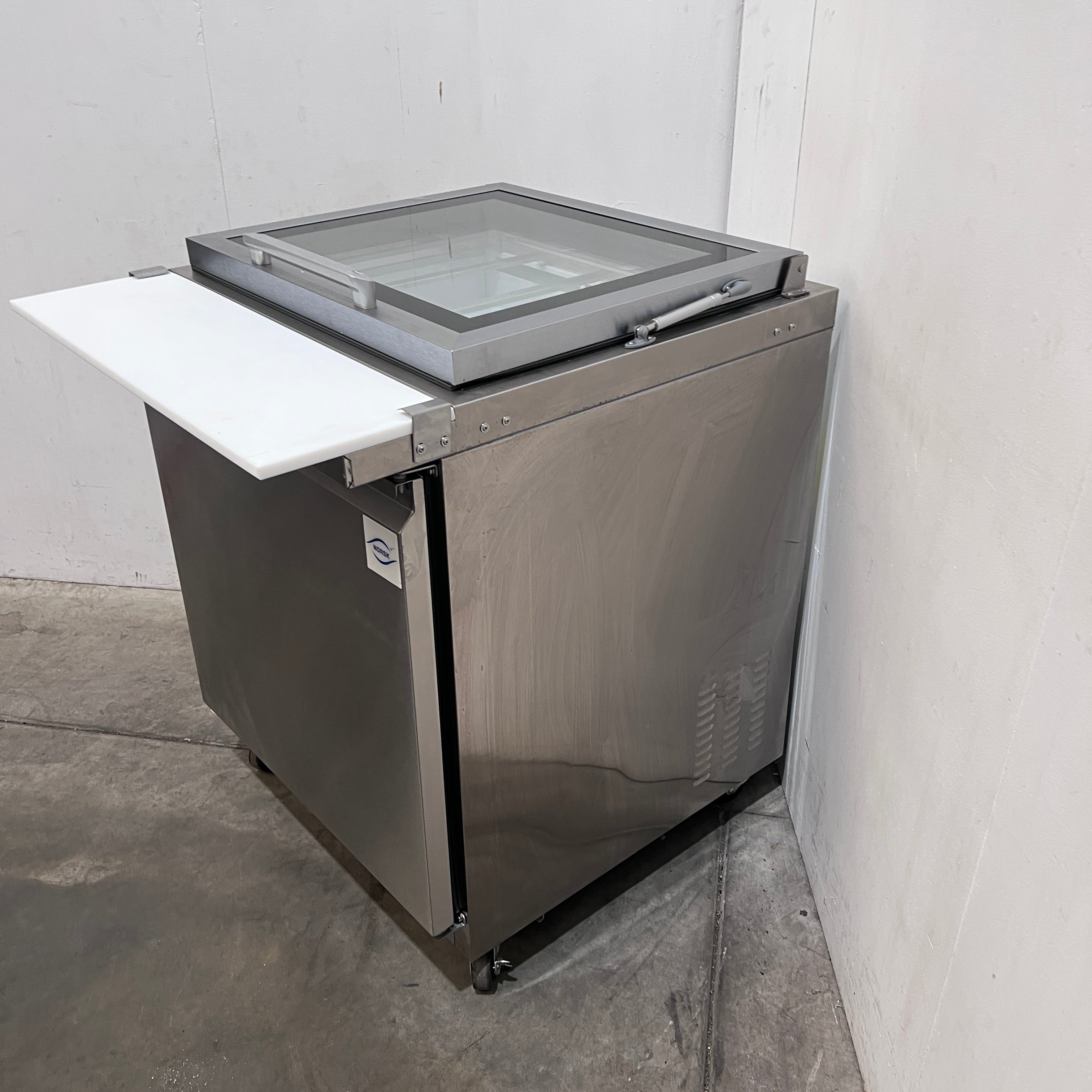 Norsk NSK-TSSU750K Salad Prep Fridge - 876144