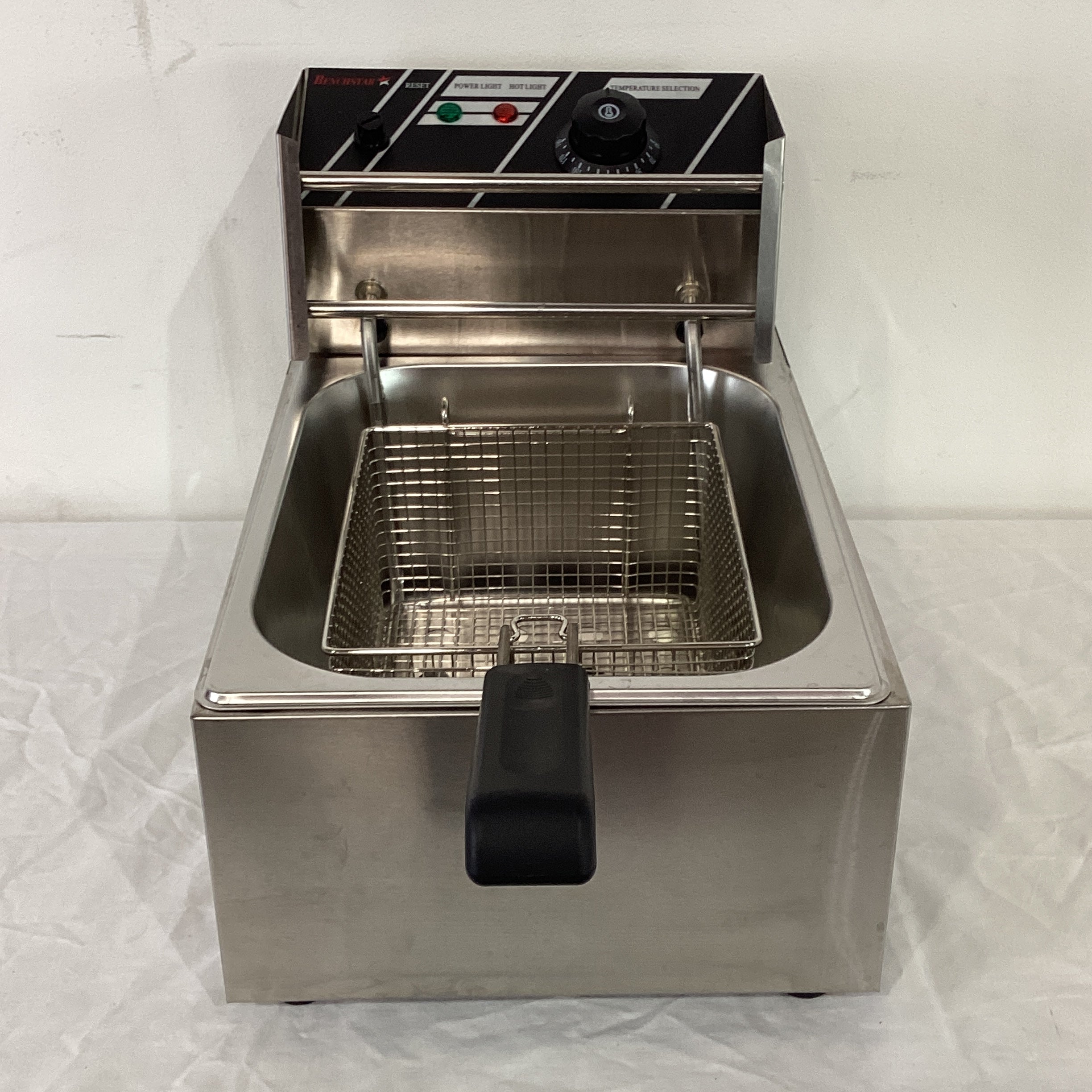 Benchstar TEF-81KW Countertop Fryer - 876255