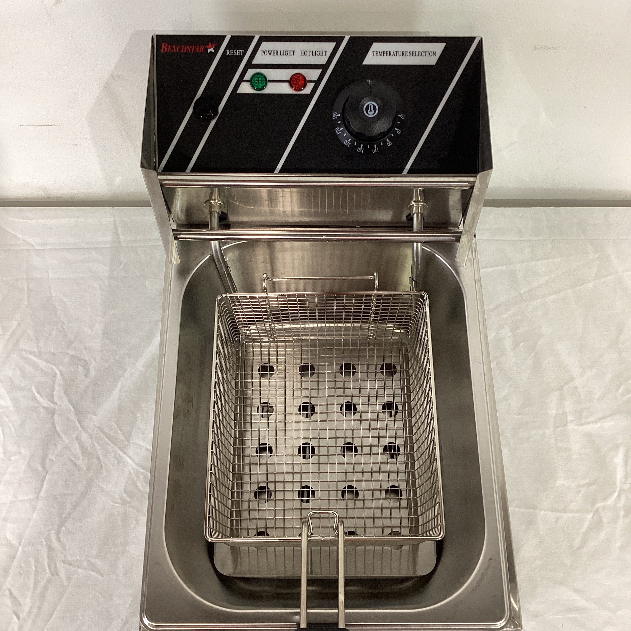 Benchstar TEF-81KW Countertop Fryer - 876255
