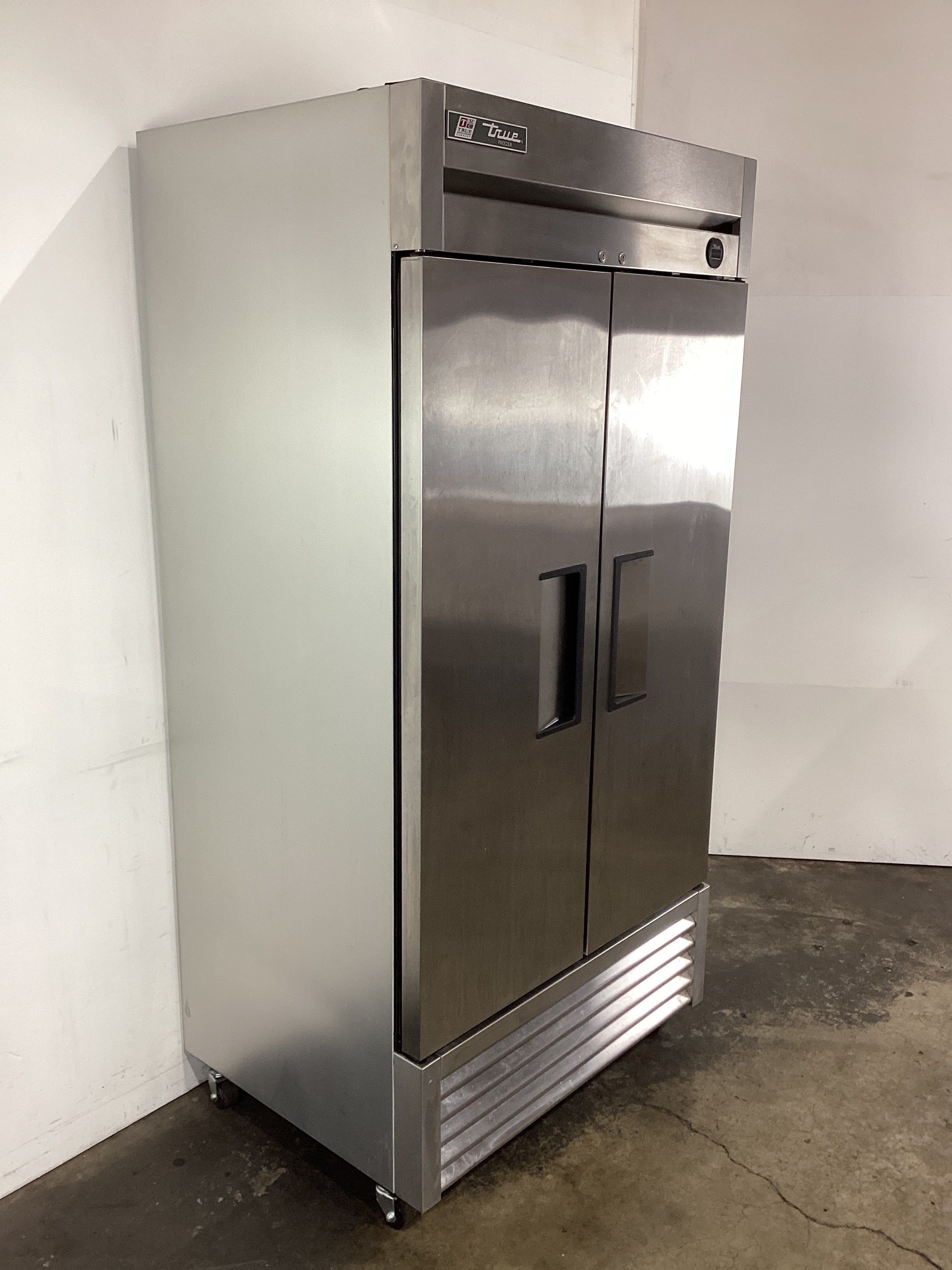 True Refrigeration T-35F Upright Freezer - 877903