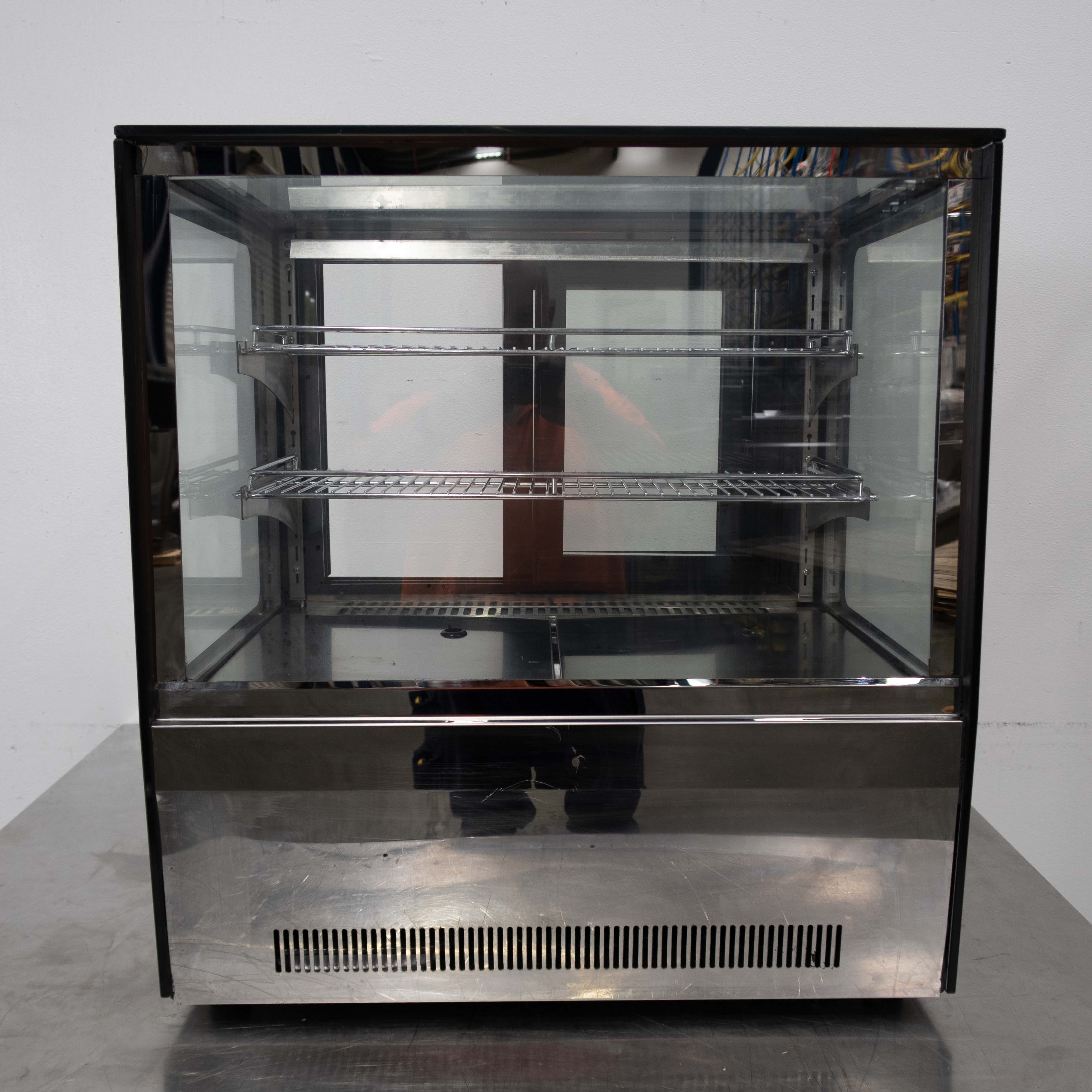 FED GN-660RT Chilled Display - 878771